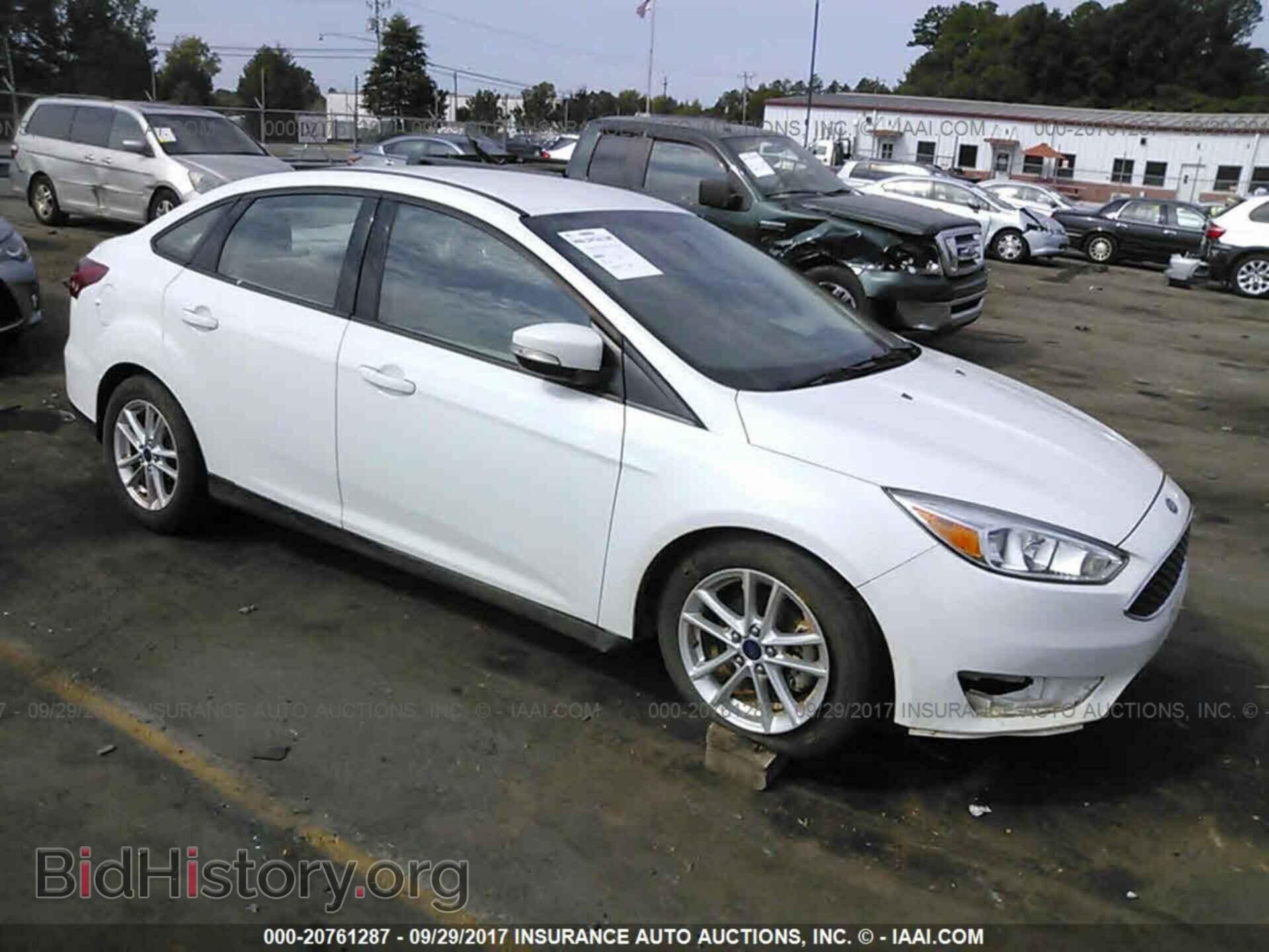 Photo 1FADP3F28FL286460 - Ford Focus 2015