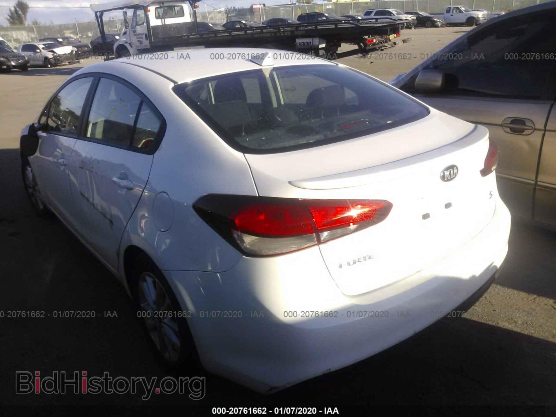 2017 KIA FORTE - VIN: 3KPFL4A74HE014054 - Photo 3