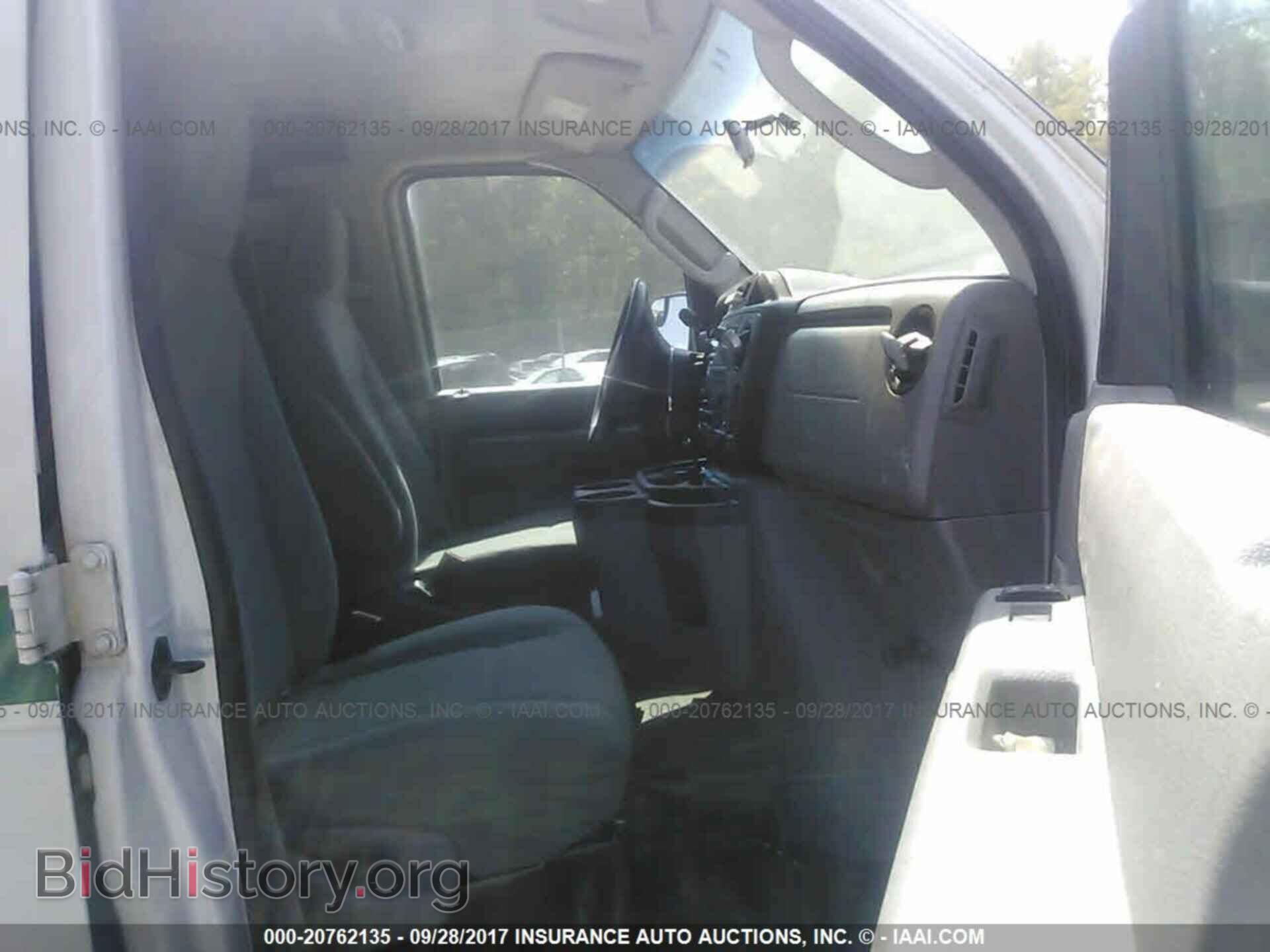2011 Ford Econoline - VIN: 1FTNE2EW1BDA04456 - Фото 5