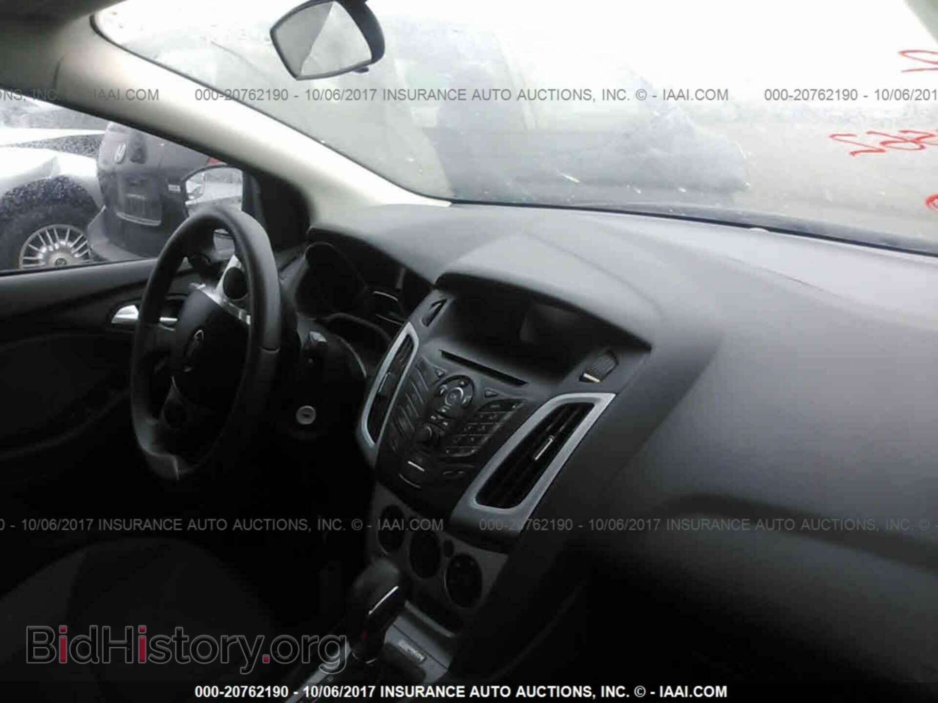 2012 Ford Focus - VIN: 1FAHP3F22CL236439 - Photo 5