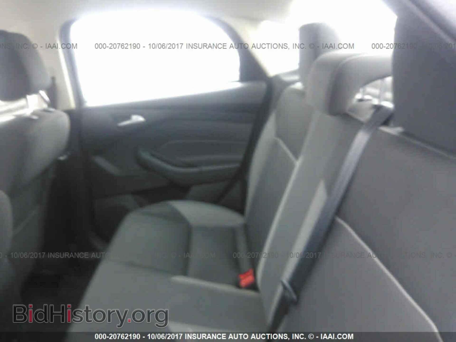 2012 Ford Focus - VIN: 1FAHP3F22CL236439 - Photo 8