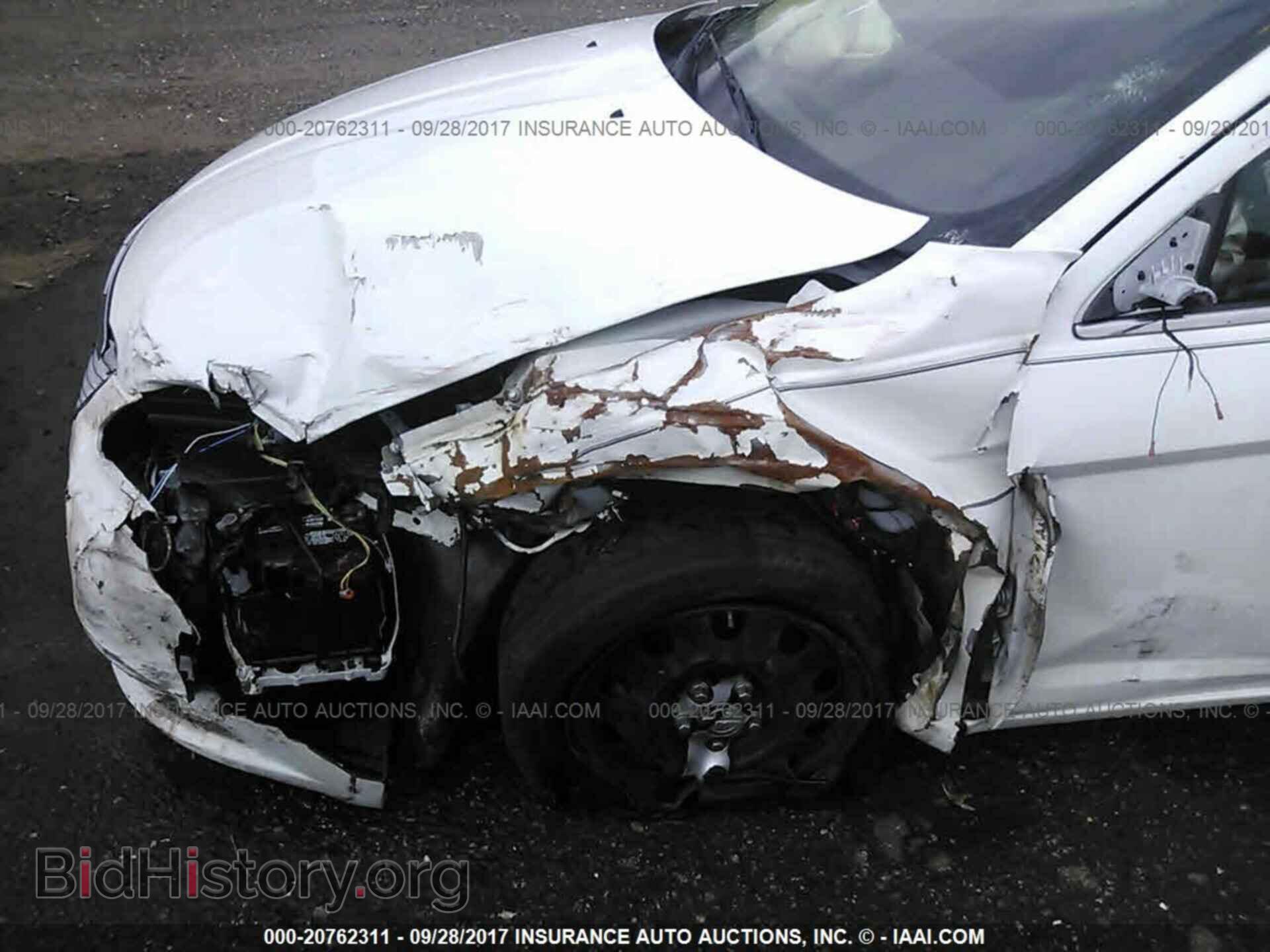 2013 Chrysler 200 - VIN: 1C3CCBAB2DN641745 - Photo 6