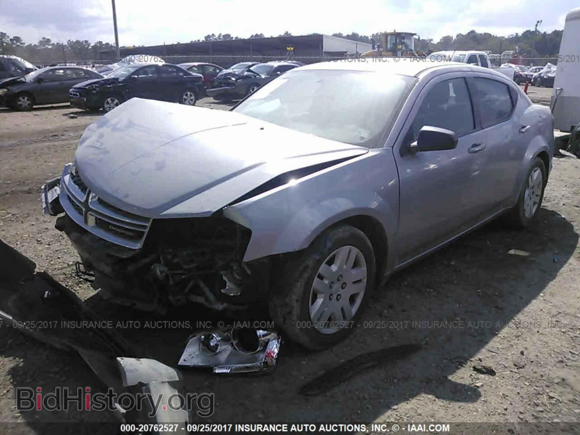 2013 Dodge Avenger - VIN: 1C3CDZAB0DN530665 - Фото 2