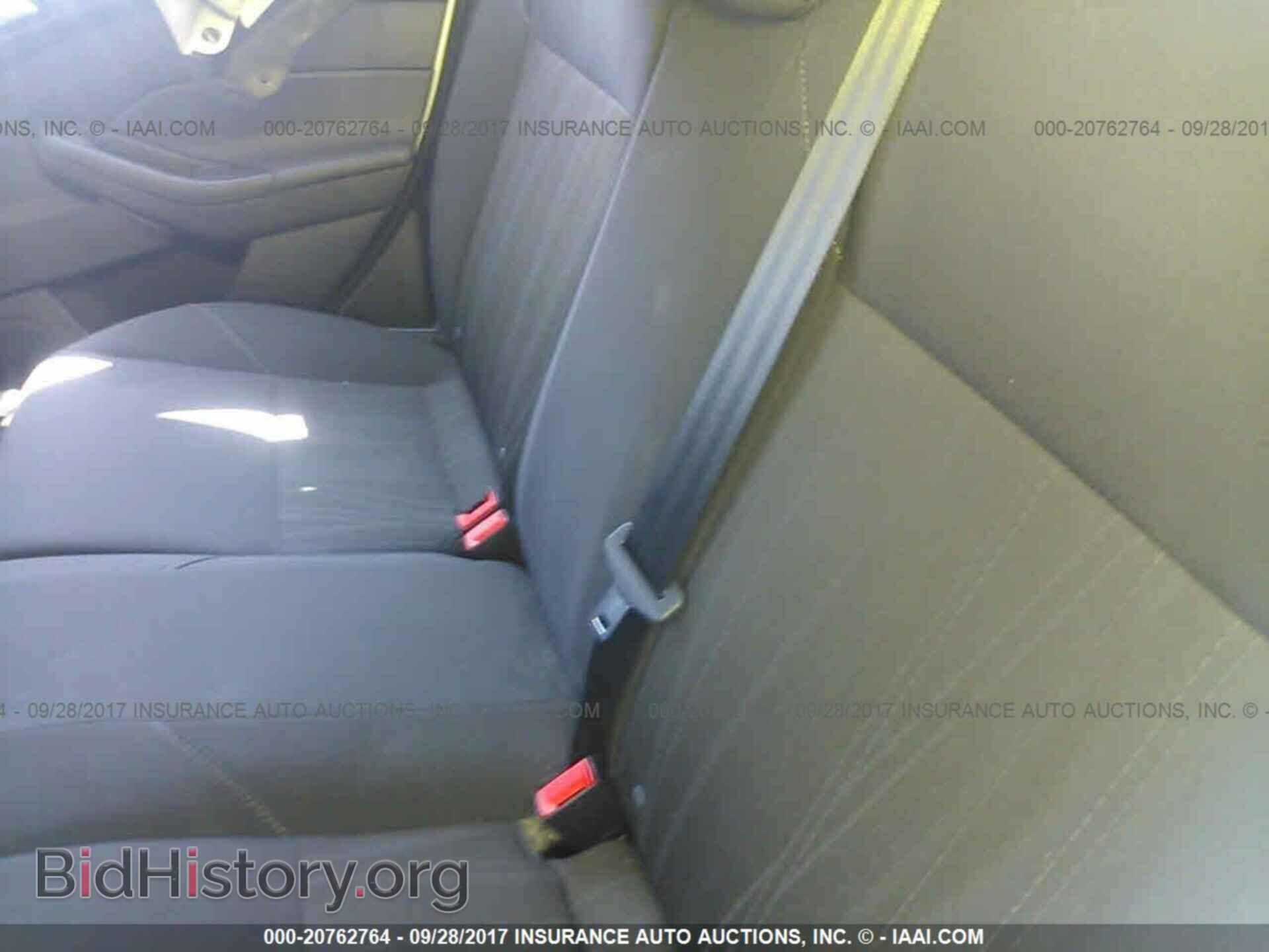2017 Ford Focus - VIN: 1FADP3K27HL202587 - Photo 8