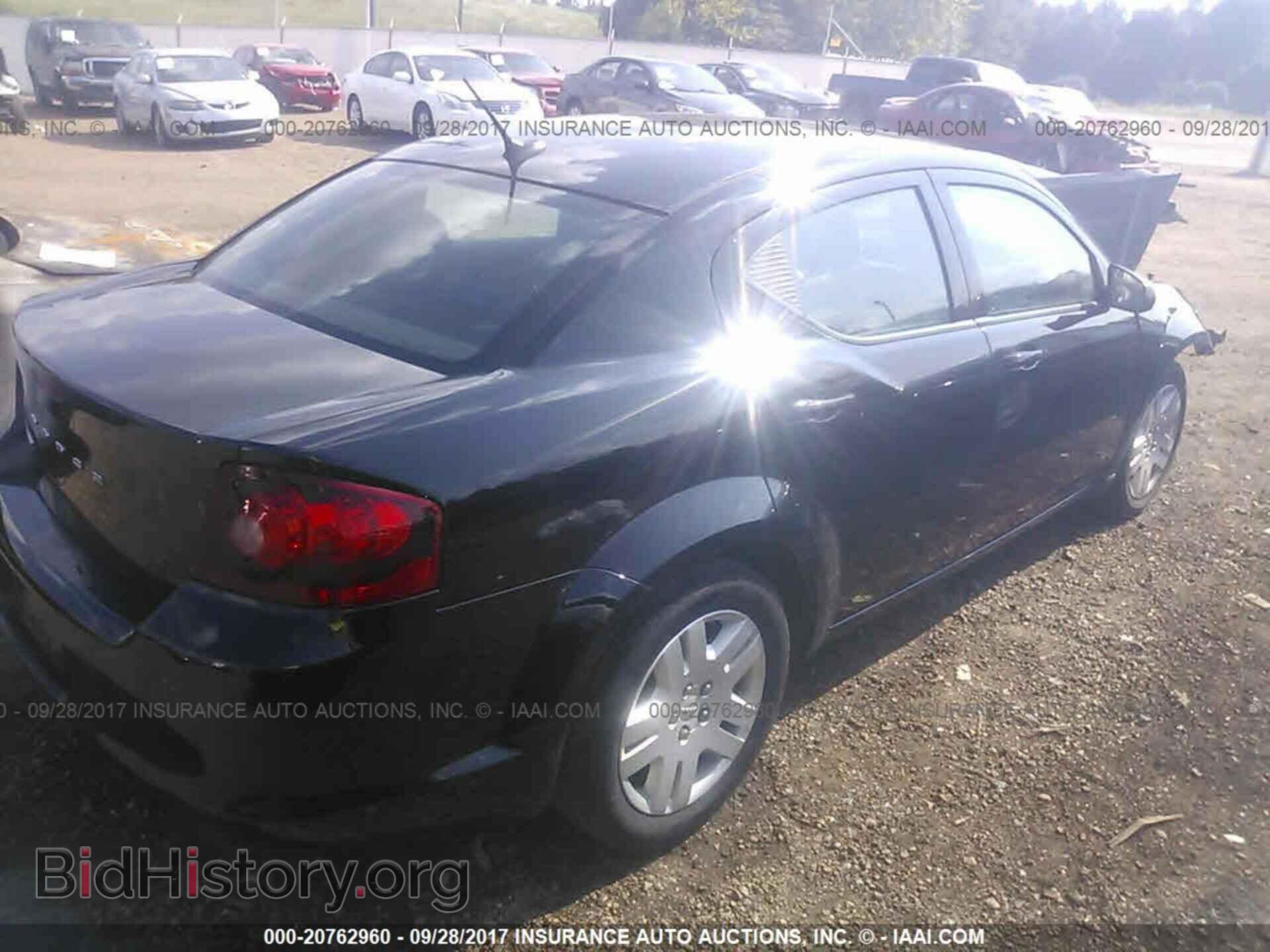 2013 Dodge Avenger - VIN: 1C3CDZAB7DN755956 - Photo 4