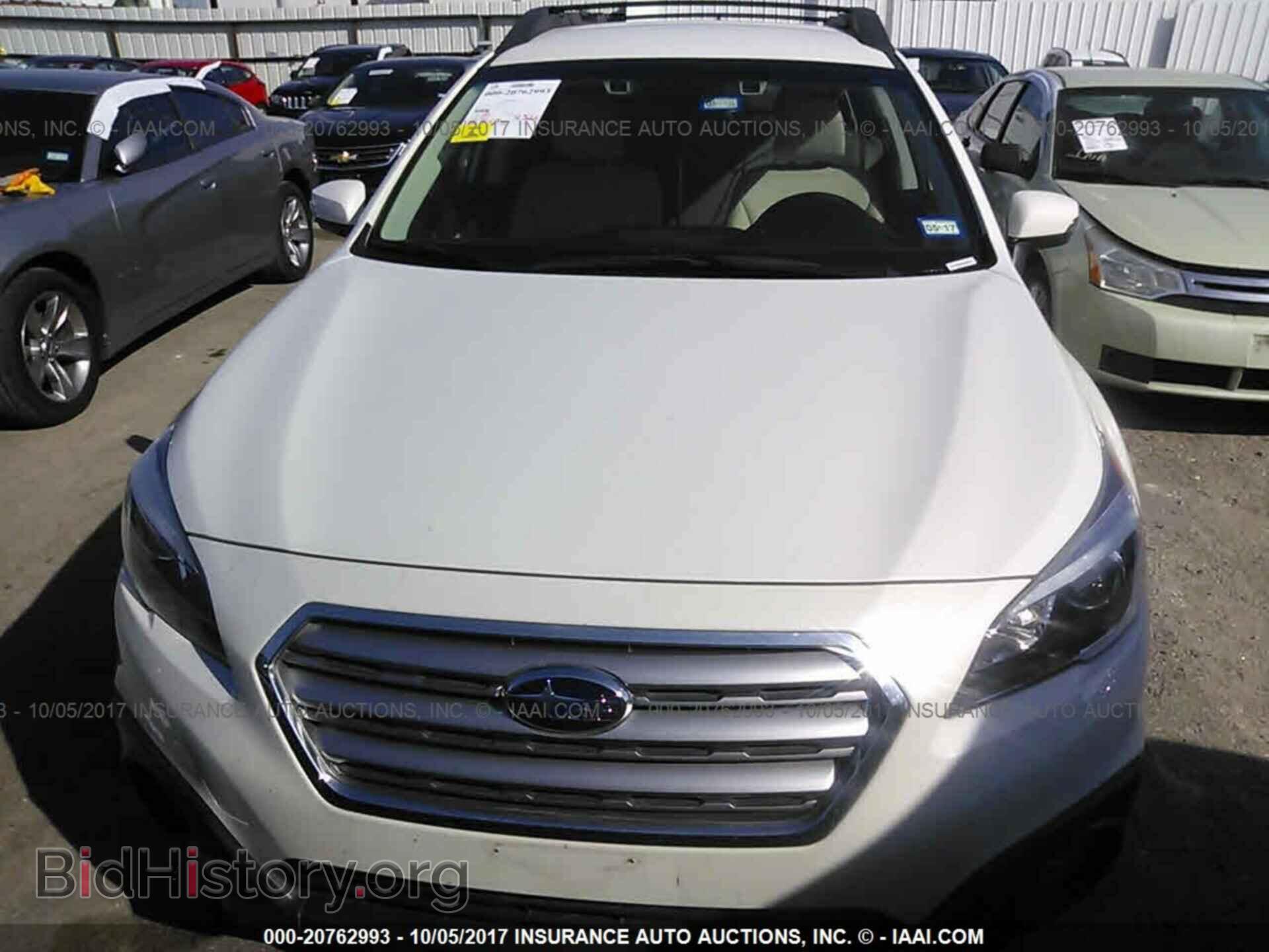 2016 Subaru Outback - VIN: 4S4BSAFCXG3304886 - Photo 6