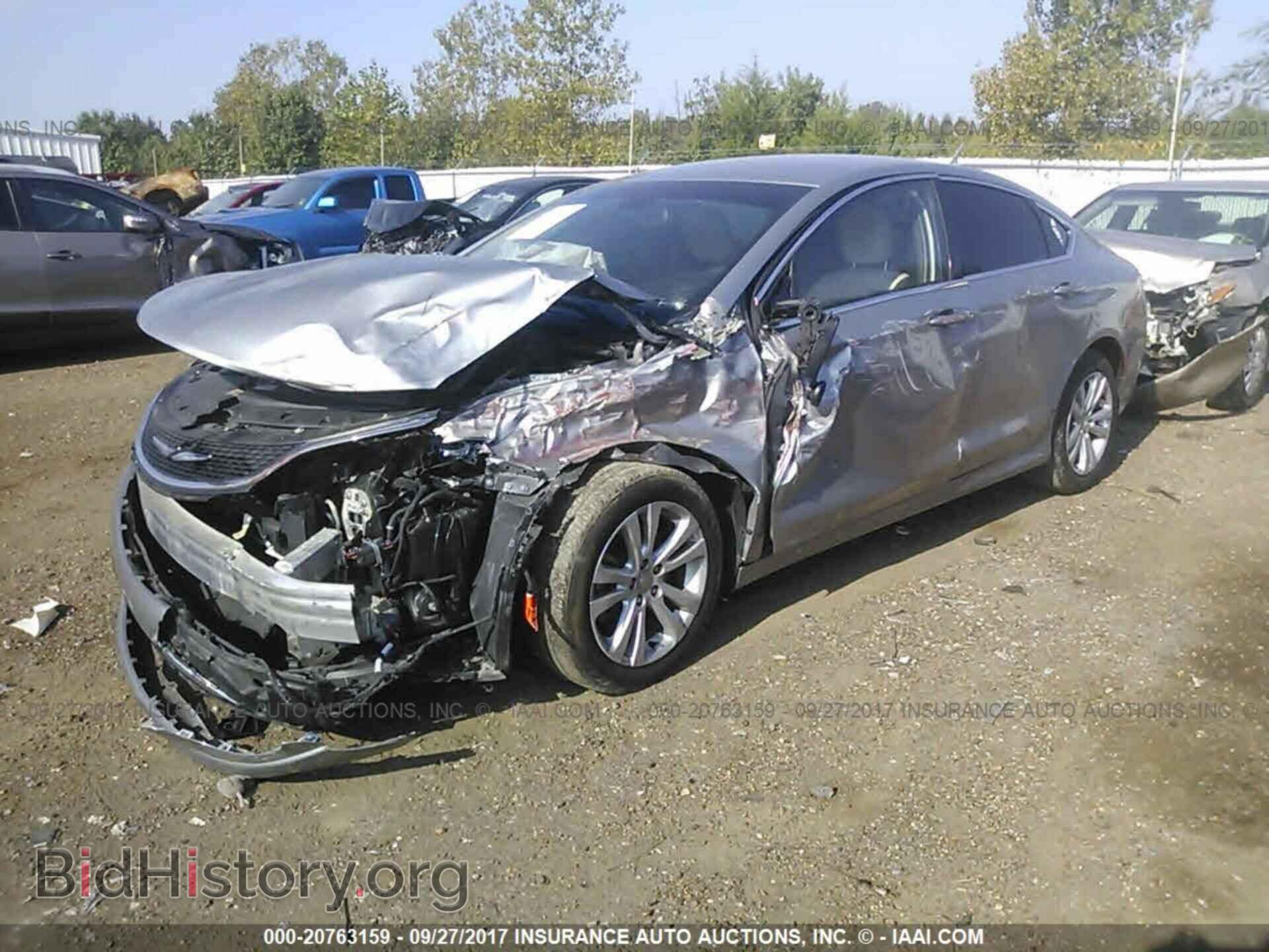 2015 Chrysler 200 - VIN: 1C3CCCABXFN694993 - Photo 2