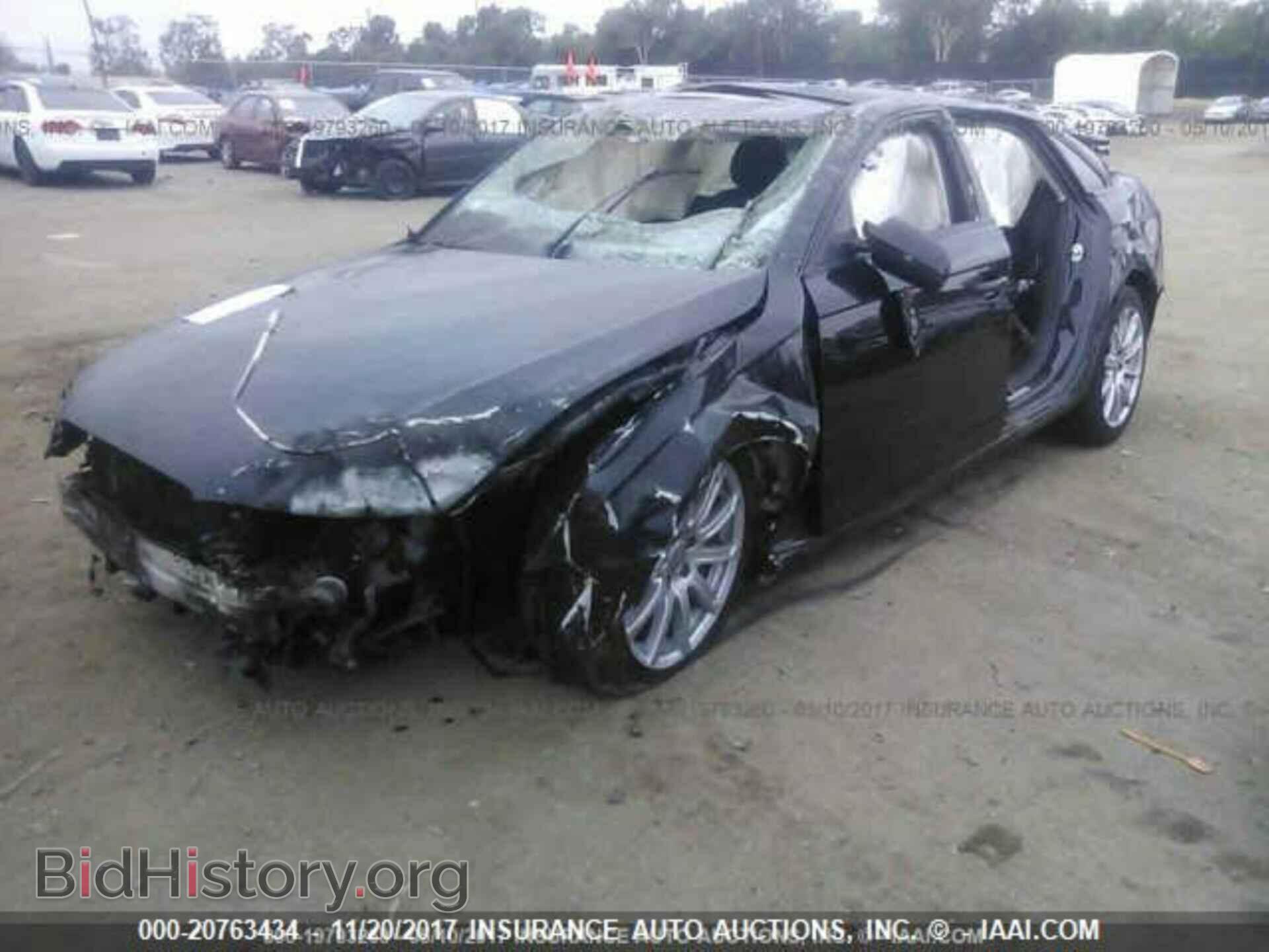 2011 Audi A4 - VIN: WAUAFAFL5BN021987 - Фото 2