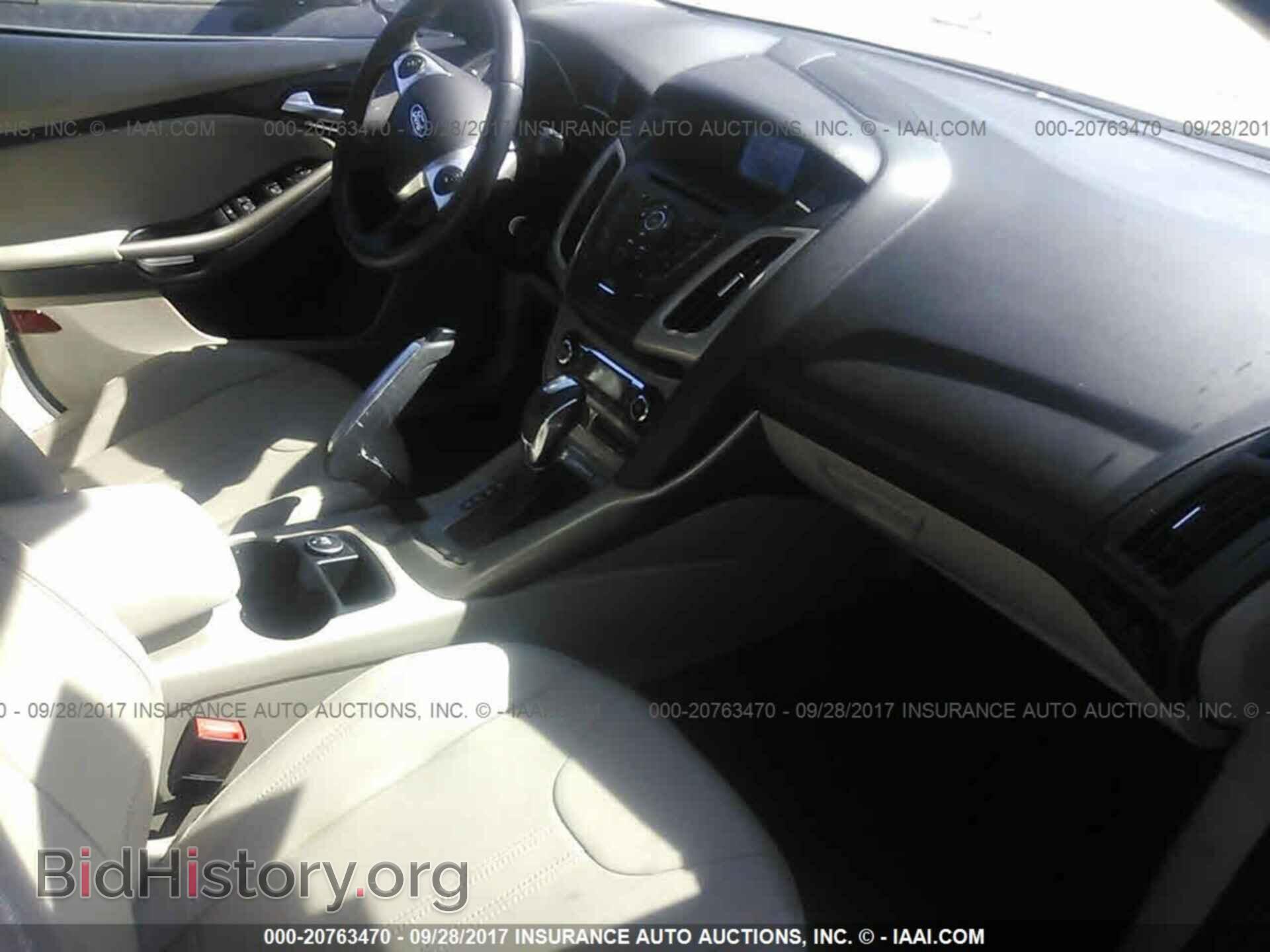 2012 Ford Focus - VIN: 1FAHP3H25CL175231 - Фото 5