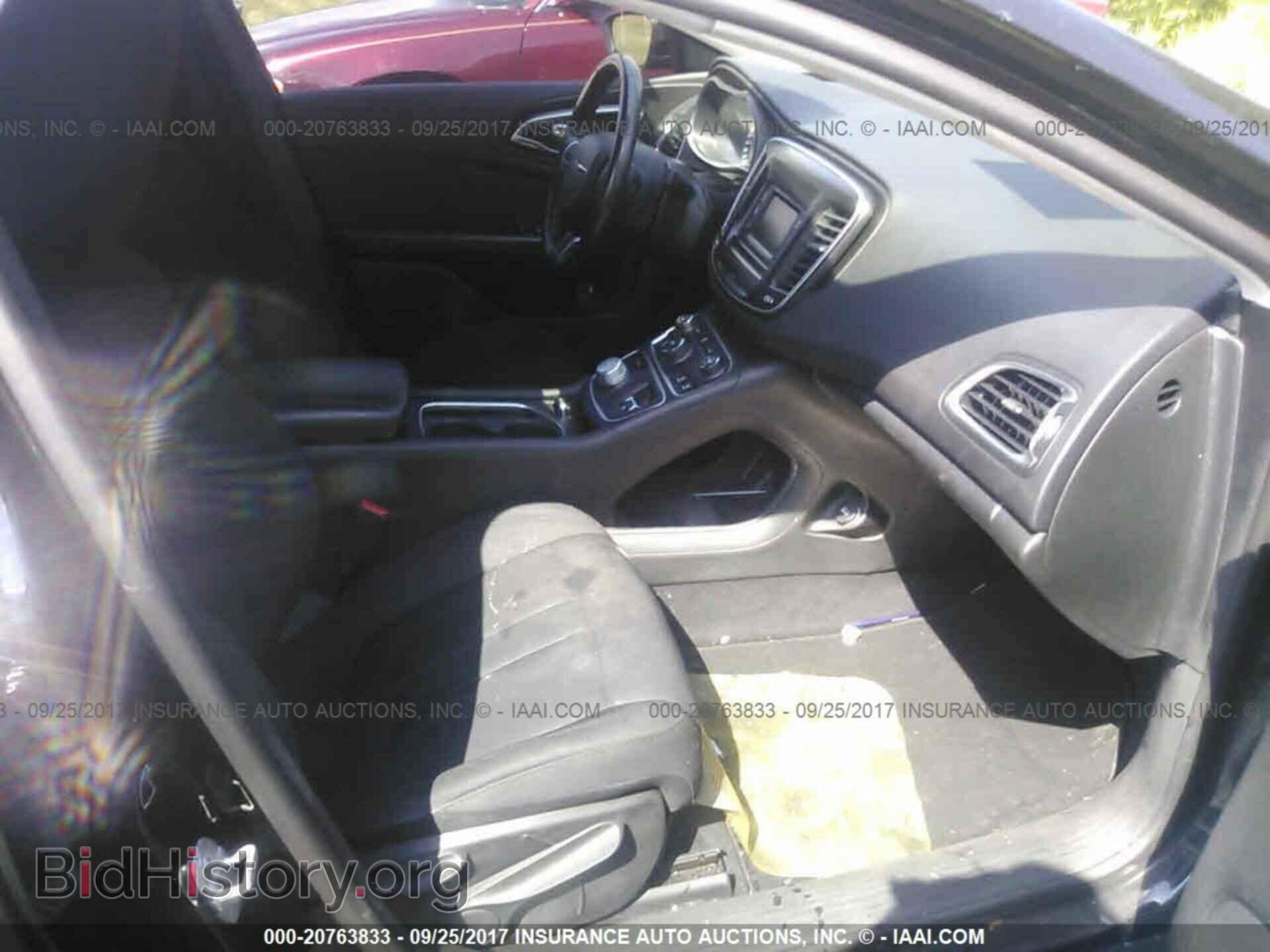 2015 Chrysler 200 - VIN: 1C3CCCAB3FN680174 - Photo 5