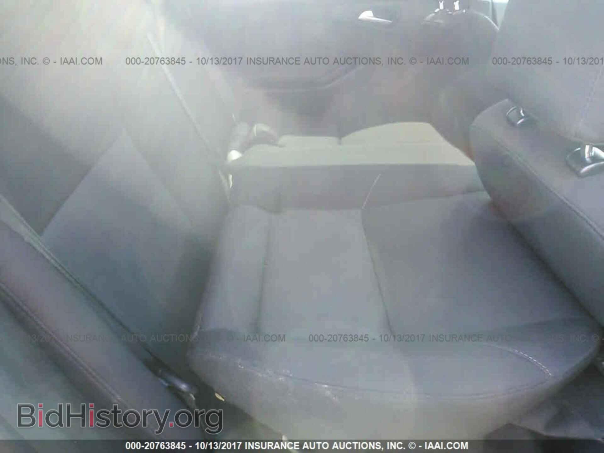 2015 Ford Focus - VIN: 1FADP3F21FL384620 - Photo 8