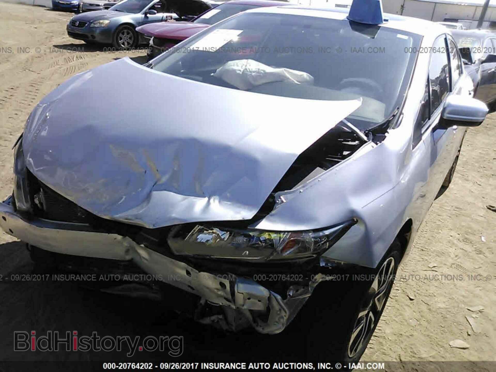 2014 Honda Civic - VIN: 19XFB2F85EE055619 - Фото 2