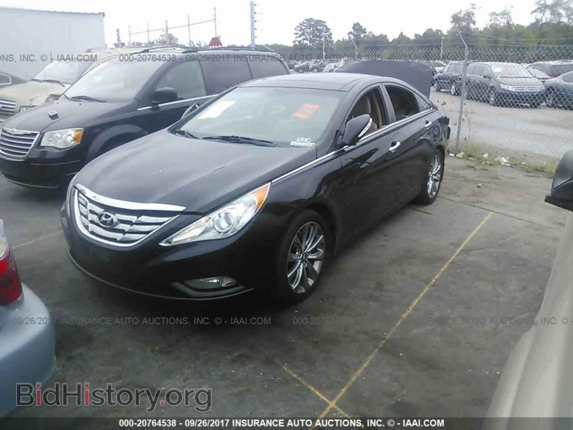 2012 Hyundai Sonata - VIN: 5NPEC4AB1CH489634 - Photo 2