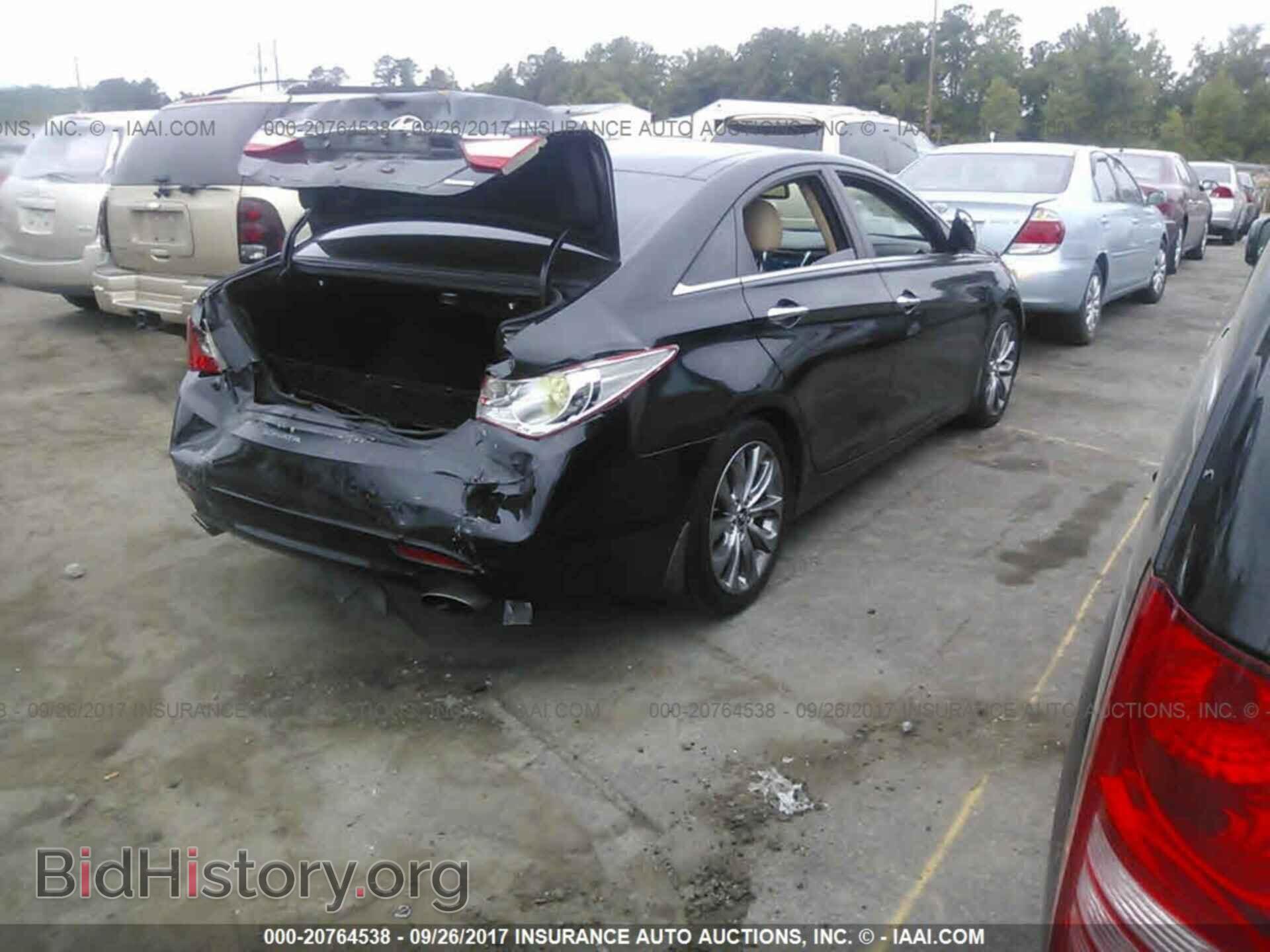 2012 Hyundai Sonata - VIN: 5NPEC4AB1CH489634 - Photo 4