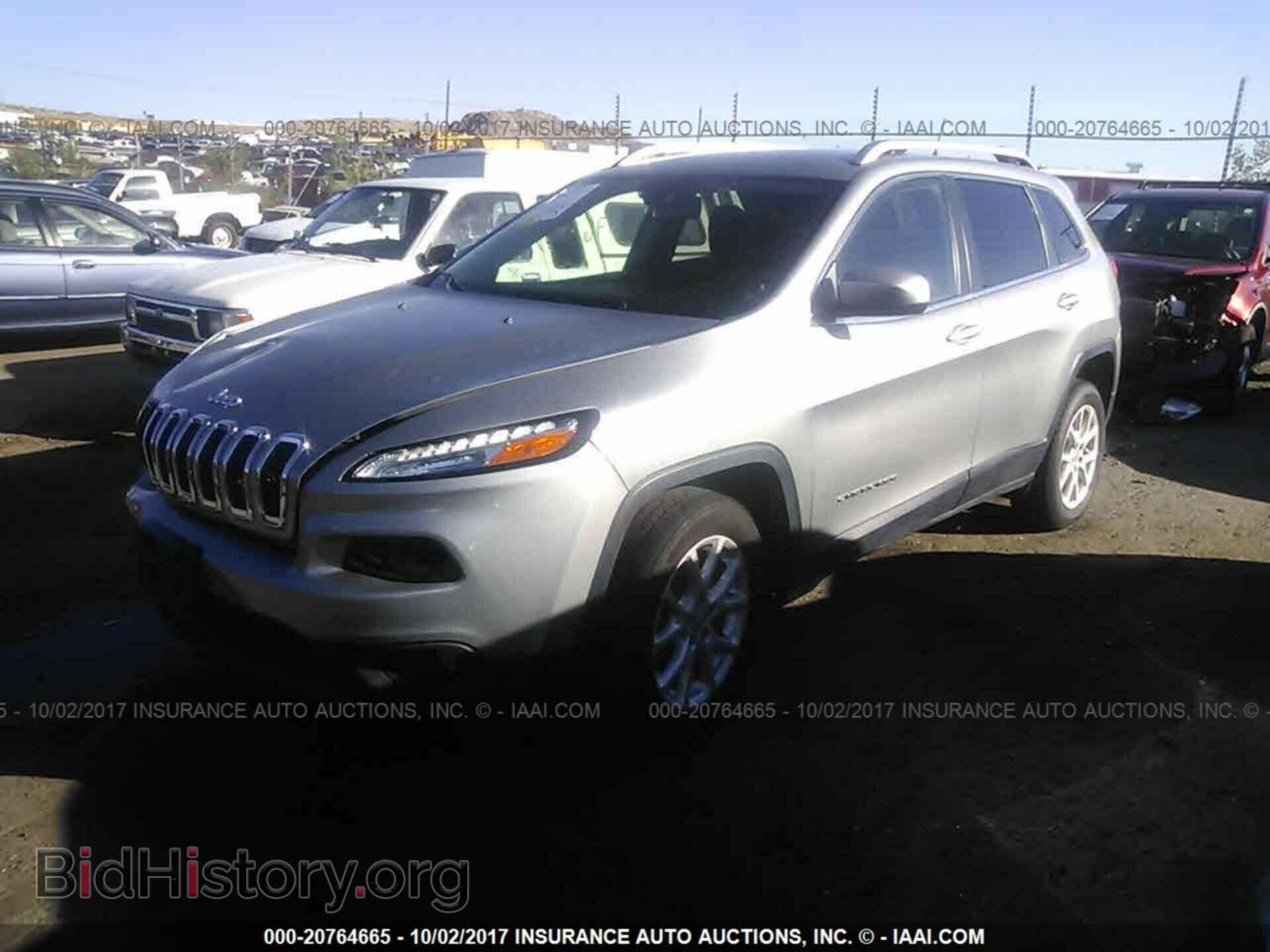2015 Jeep Cherokee - VIN: 1C4PJLCB6FW683936 - Фото 2
