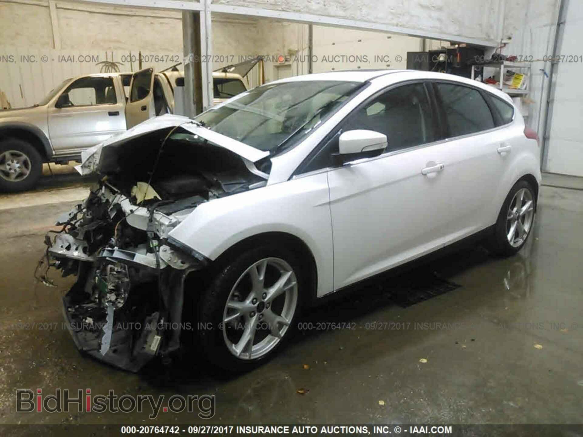 2016 Ford Focus - VIN: 1FADP3N27GL289692 - Фото 2
