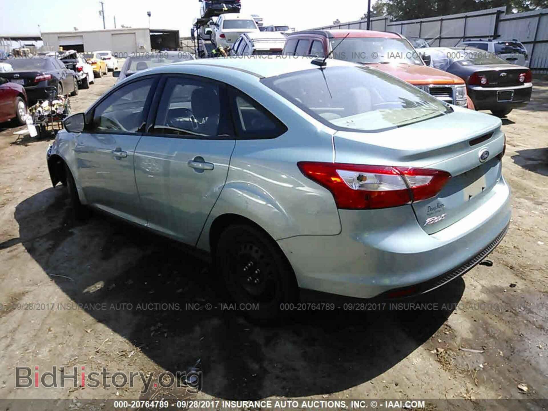 2012 Ford Focus - VIN: 1FAHP3F2XCL361995 - Фото 3