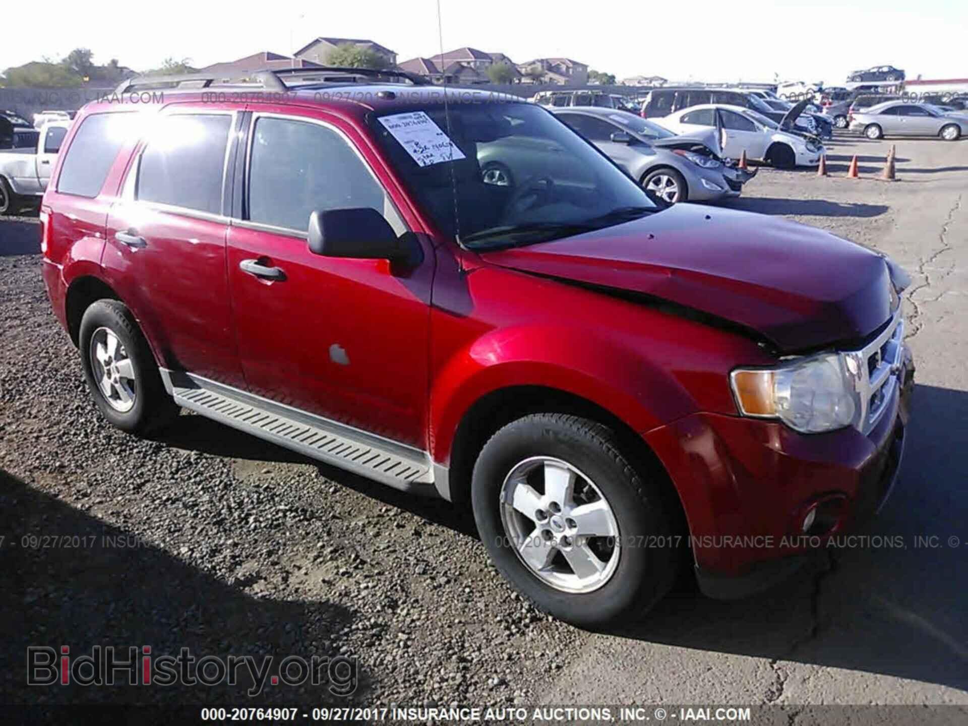 Photo 1FMCU9DG5BKA08403 - Ford Escape 2011