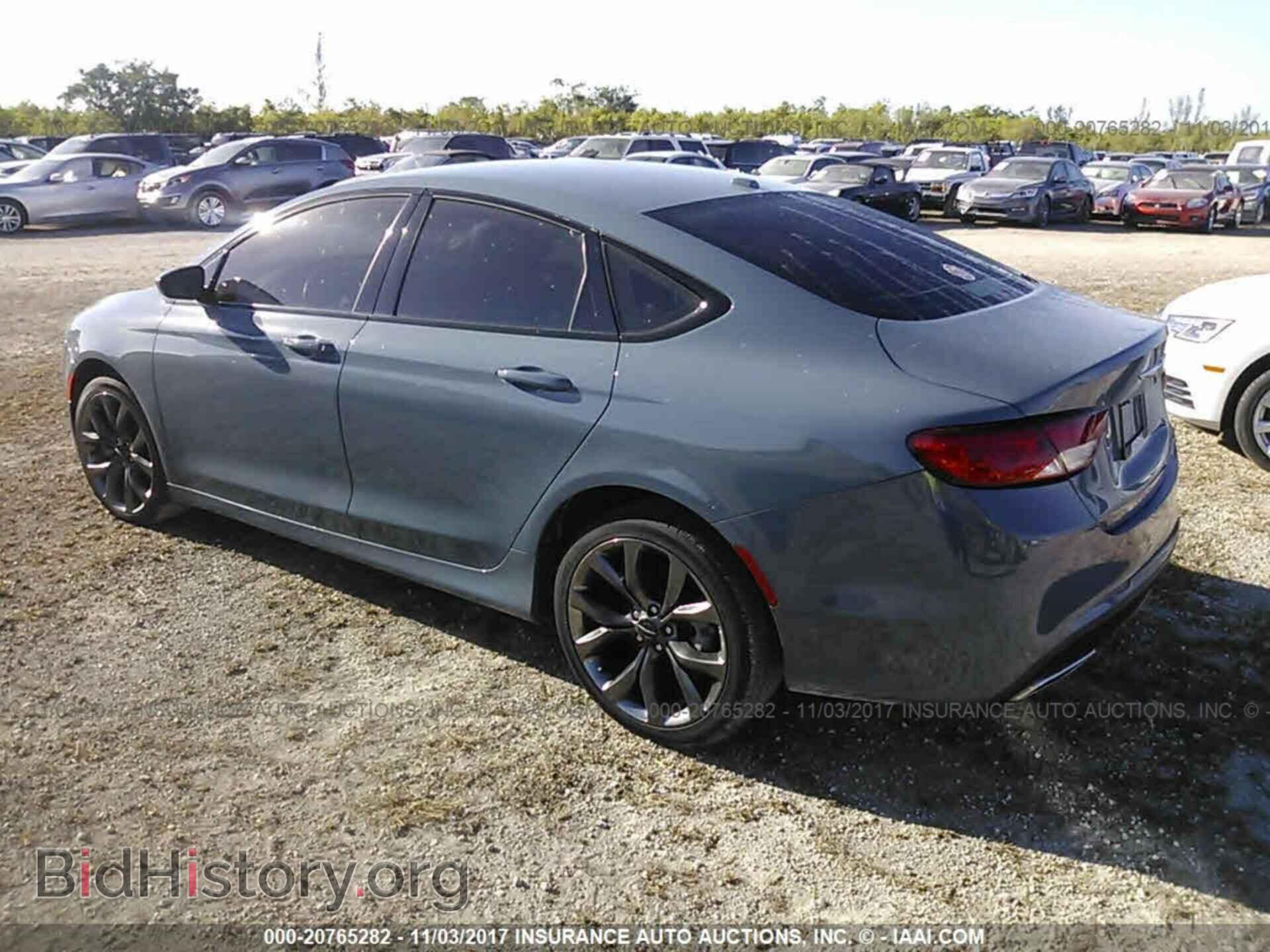 2015 Chrysler 200 - VIN: 1C3CCCBG0FN572816 - Photo 3