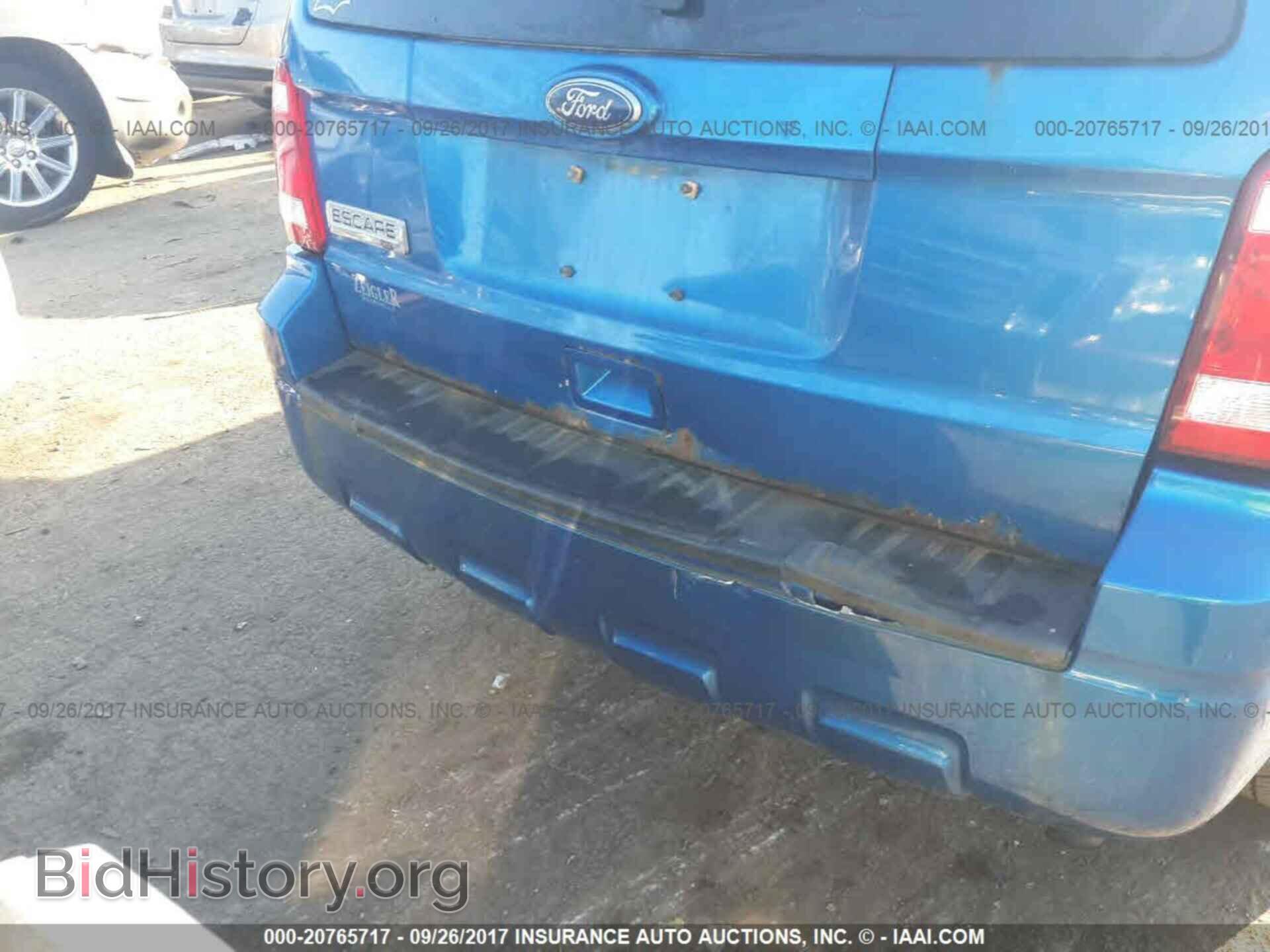 2011 Ford Escape - VIN: 1FMCU9D75BKA43572 - Photo 6
