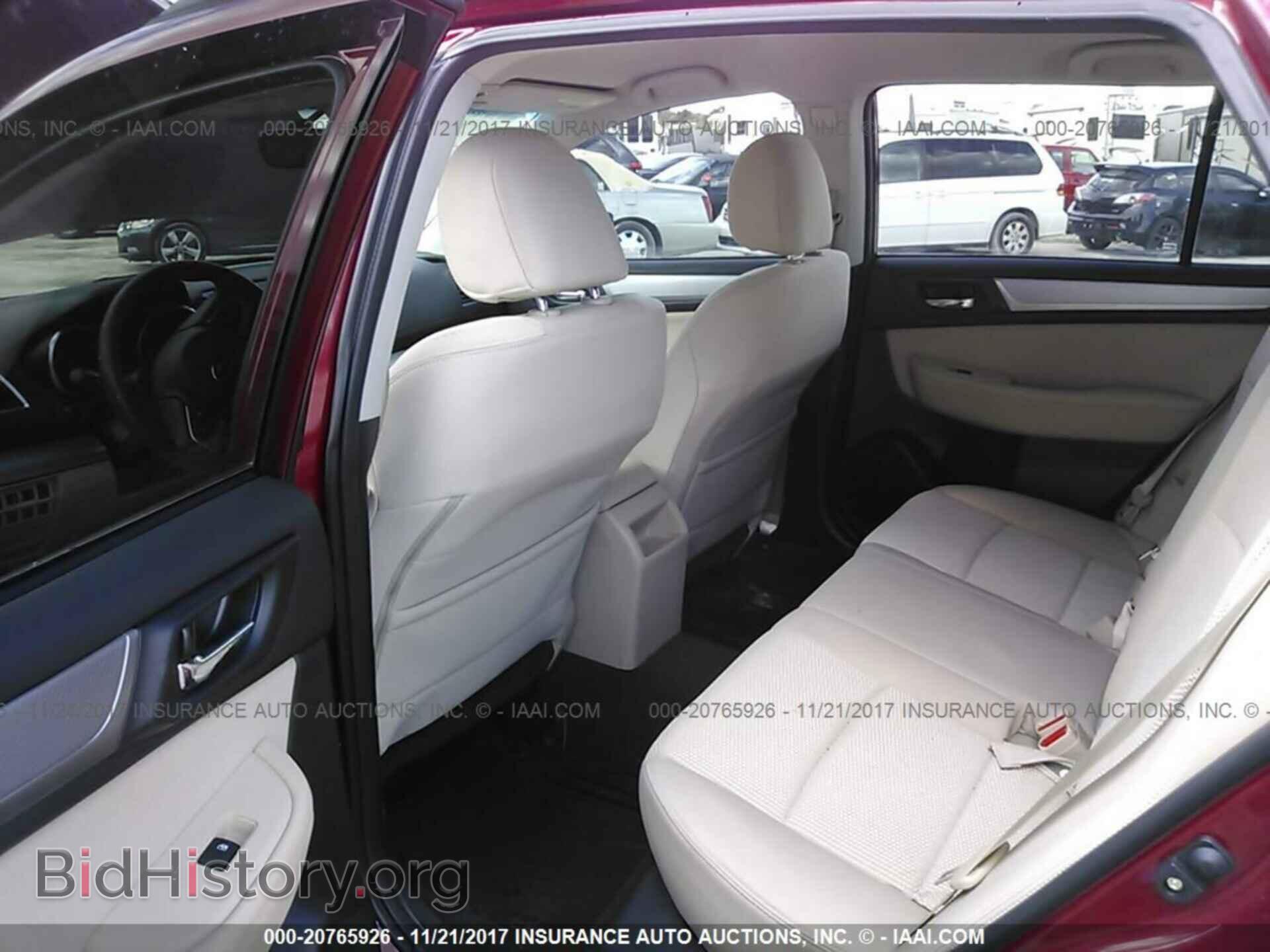 2017 Subaru Outback - VIN: 4S4BSACC3H3359122 - Photo 8