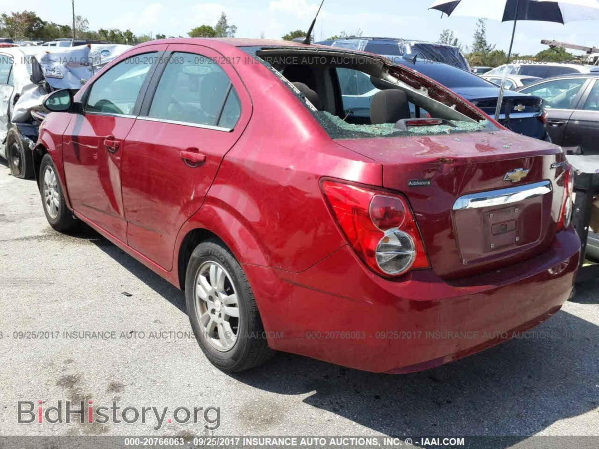 2014 Chevrolet Sonic - VIN: 1G1JC5SH4E4164436 - Фото 3