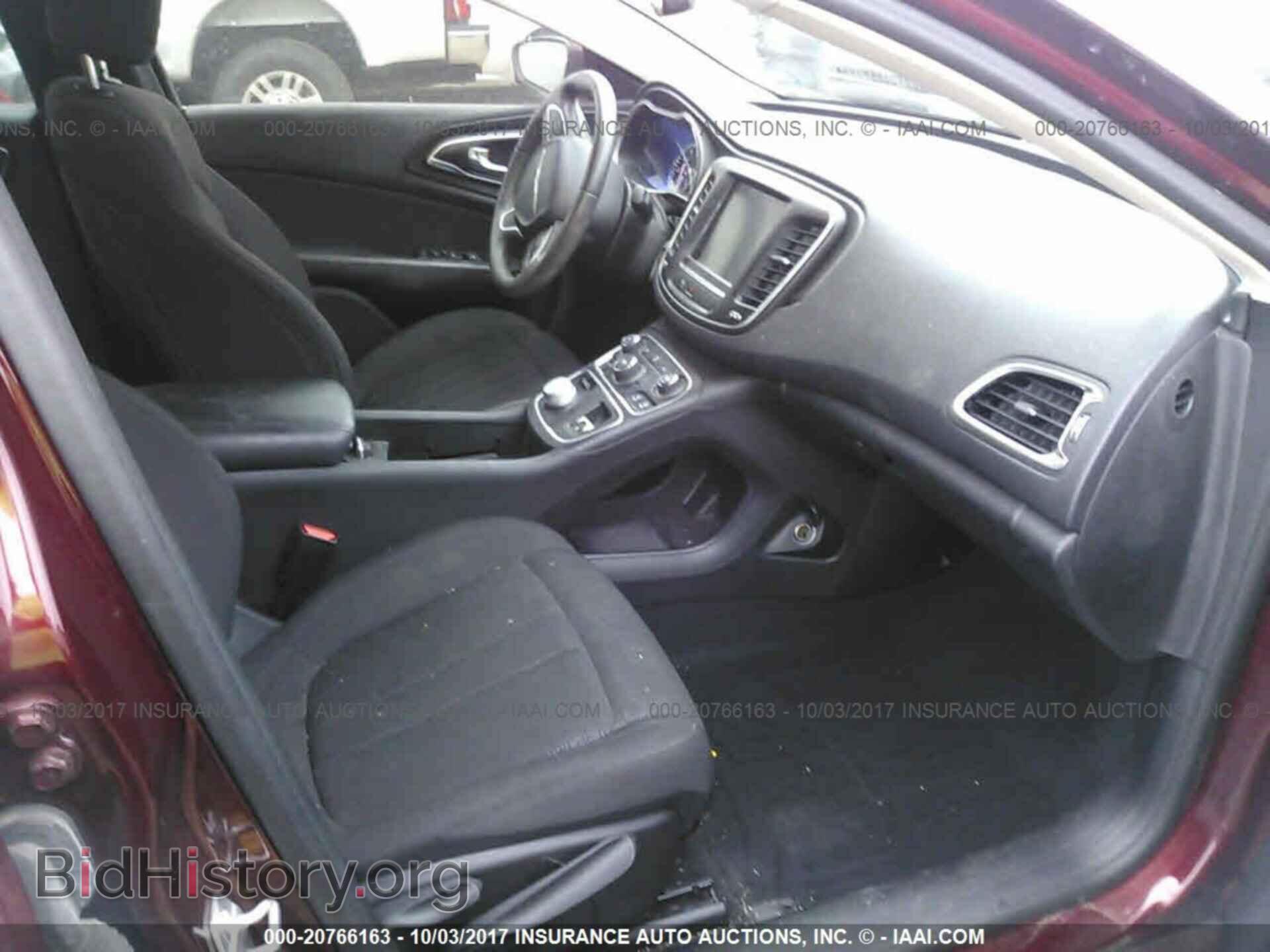 2015 Chrysler 200 - VIN: 1C3CCCAB0FN751170 - Photo 5