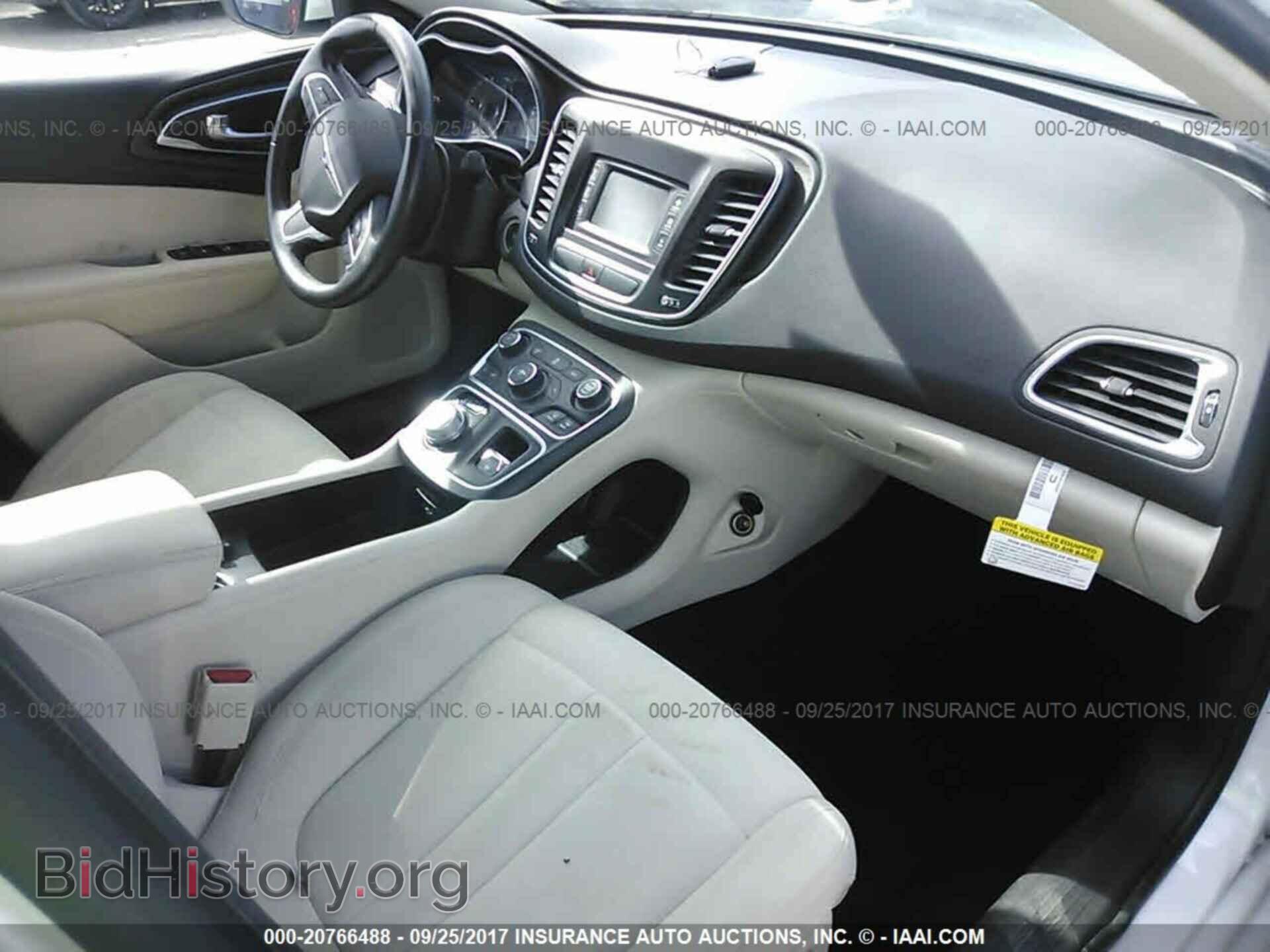 2016 Chrysler 200 - VIN: 1C3CCCAB8GN152891 - Фото 5