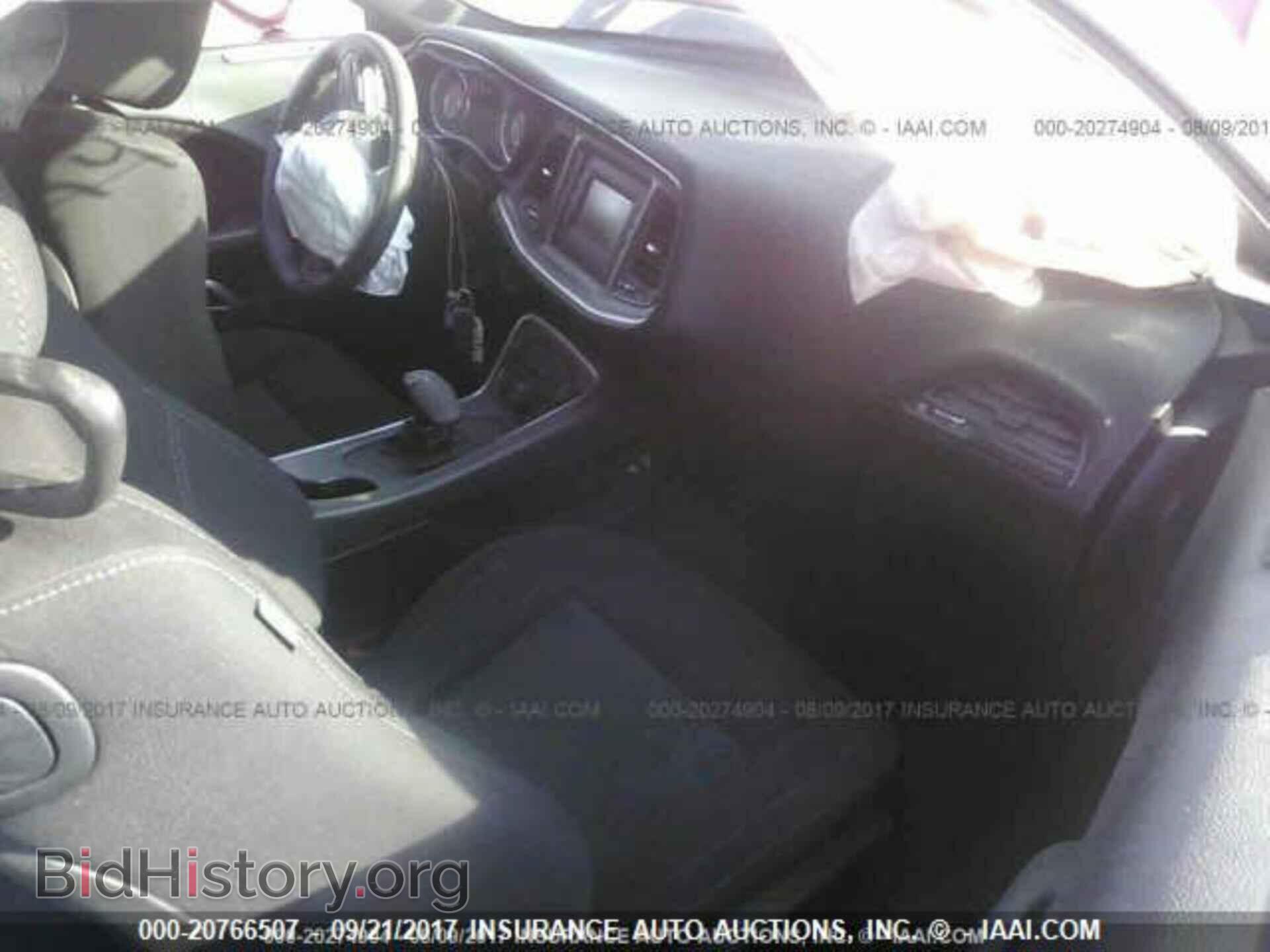 2016 Dodge Challenger - VIN: 2C3CDZAG9GH108564 - Photo 5
