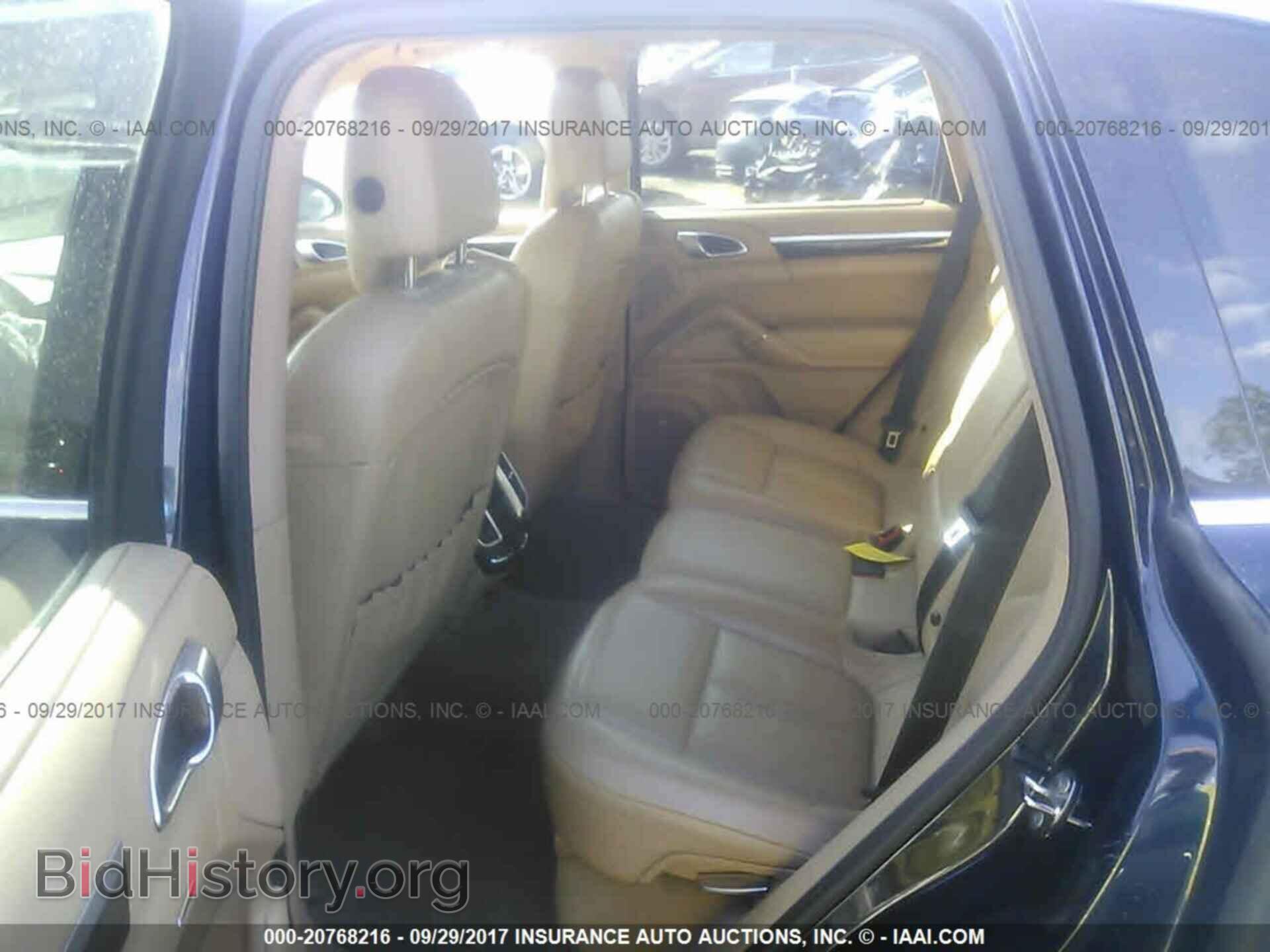 2012 PORSCHE CAYENNE - VIN: WP1AA2A20CLA04600 - Photo 8