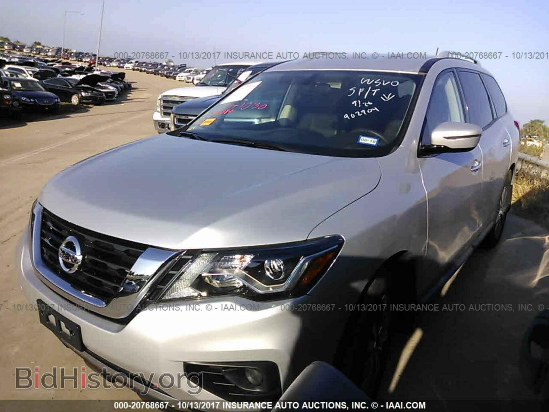 2017 Nissan Pathfinder - VIN: 5N1DR2MNXHC902704 - Фото 2