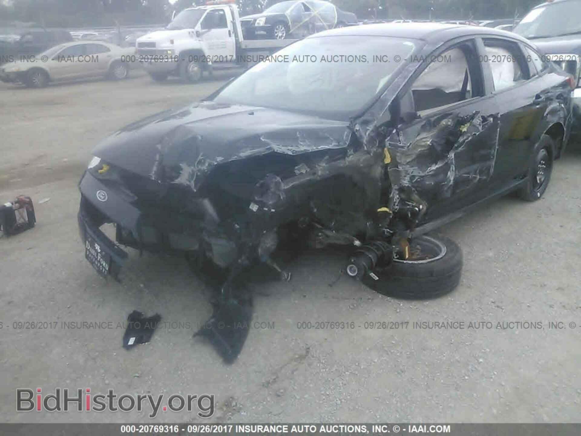 2016 Ford Focus - VIN: 1FADP3F21GL250806 - Photo 6
