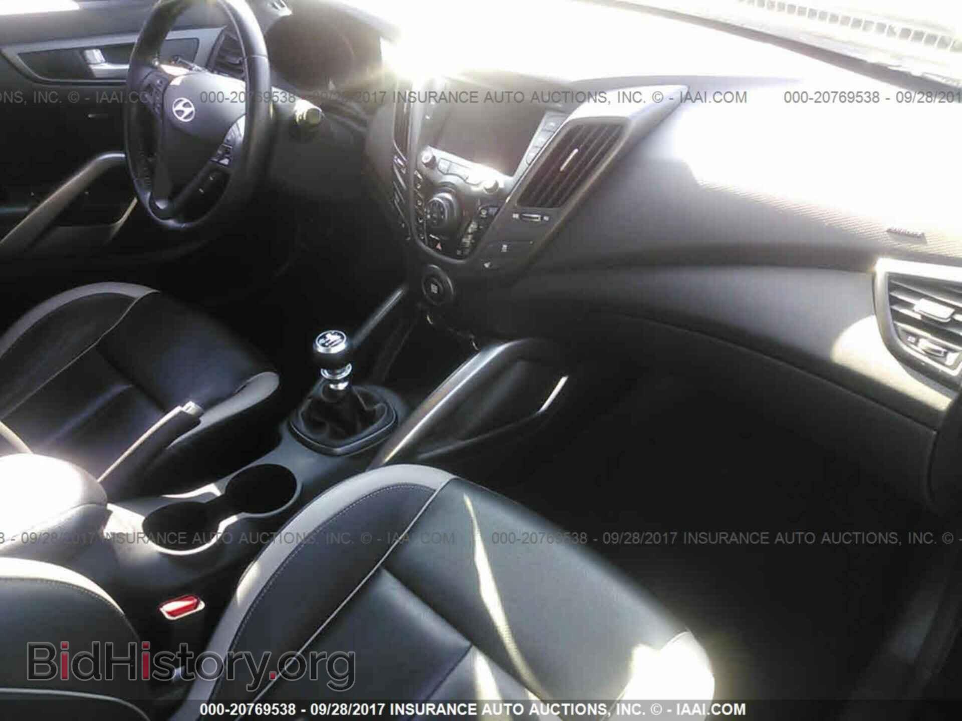 2014 Hyundai Veloster - VIN: KMHTC6AE2EU193166 - Фото 5