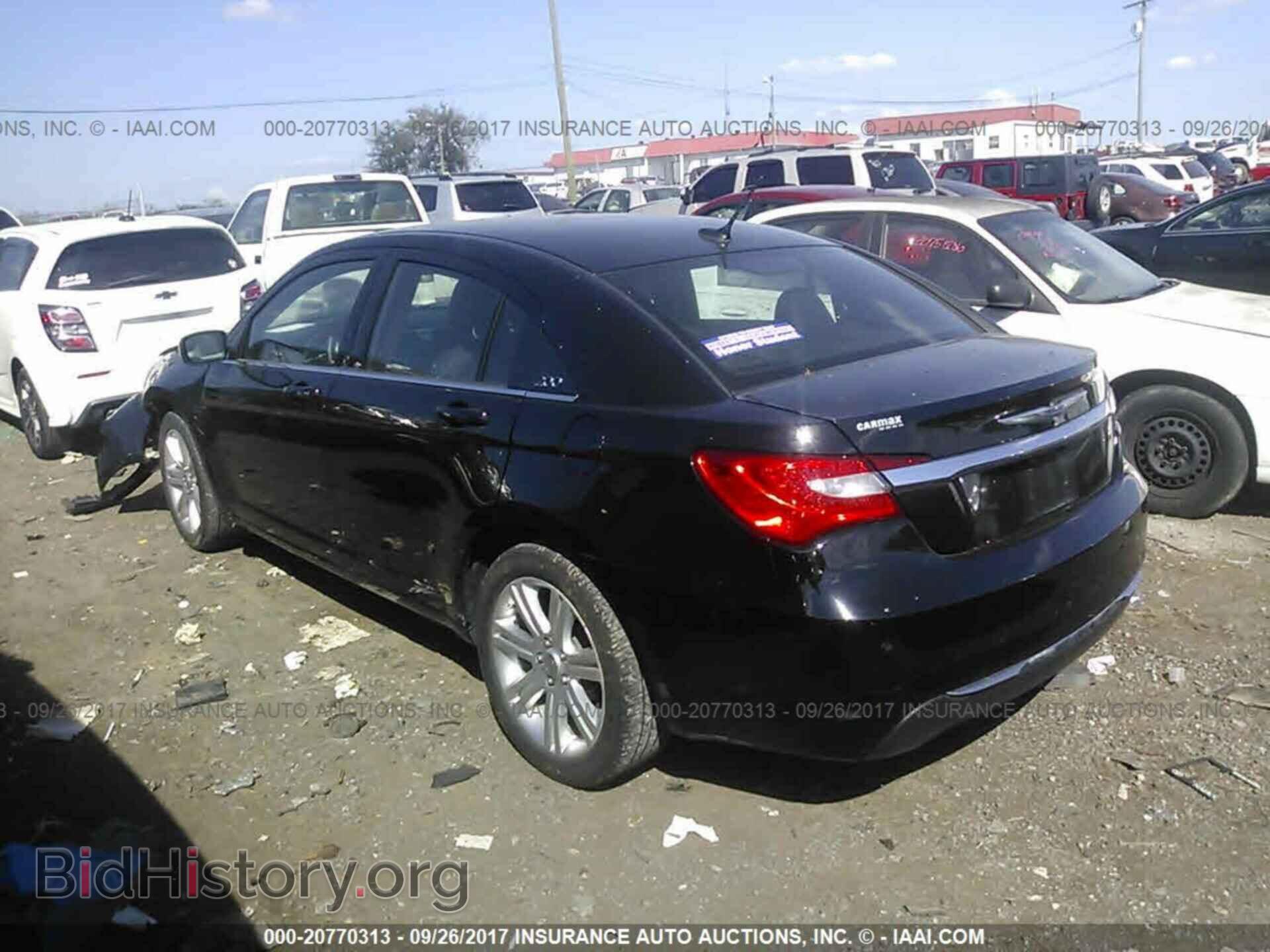 2013 Chrysler 200 - VIN: 1C3CCBBB9DN545593 - Фото 3