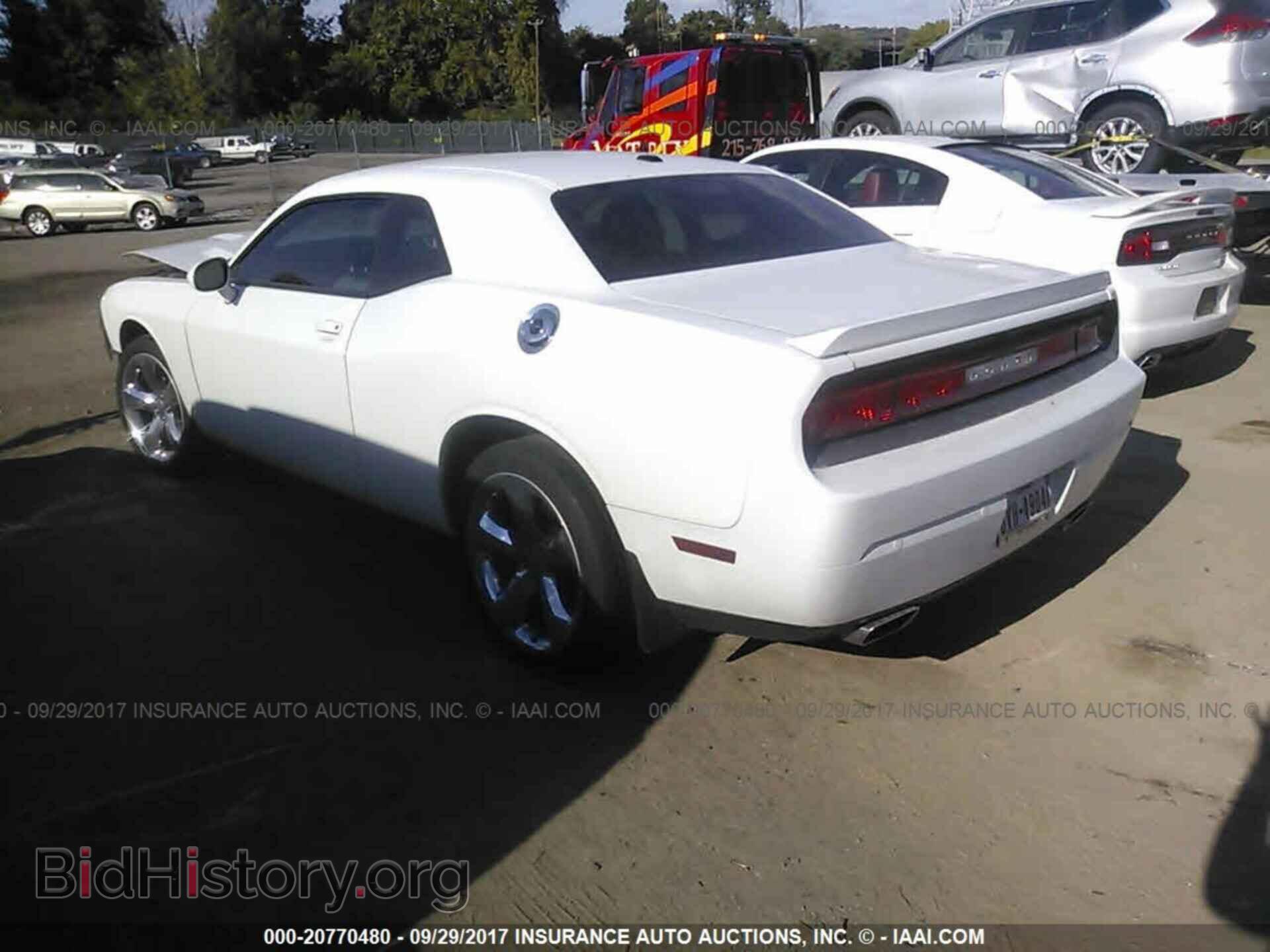 2014 Dodge Challenger - VIN: 2C3CDYAG5EH184970 - Фото 3