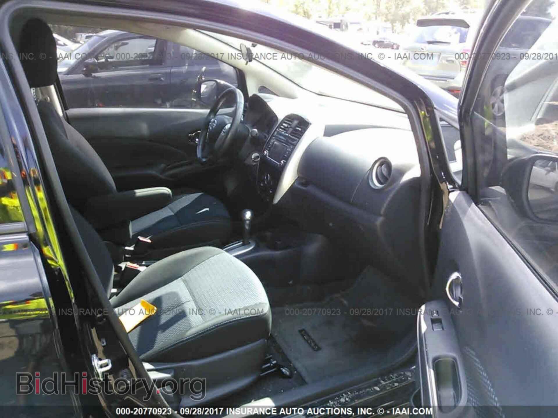 2016 Nissan Versa note - VIN: 3N1CE2CP0GL386132 - Фото 5