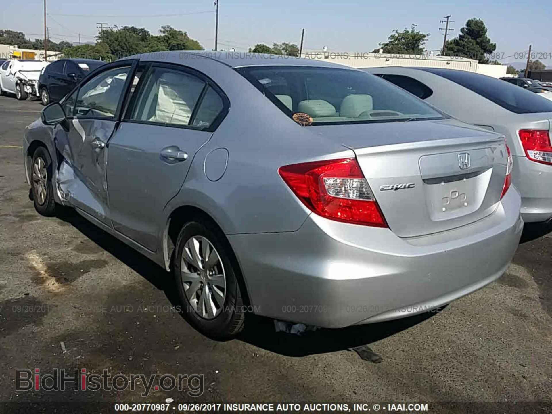 2012 Honda Civic - VIN: 19XFB2F51CE351143 - Photo 3