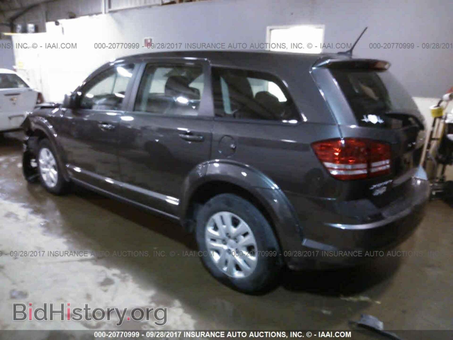 2015 Dodge Journey - VIN: 3C4PDCAB7FT637967 - Photo 3