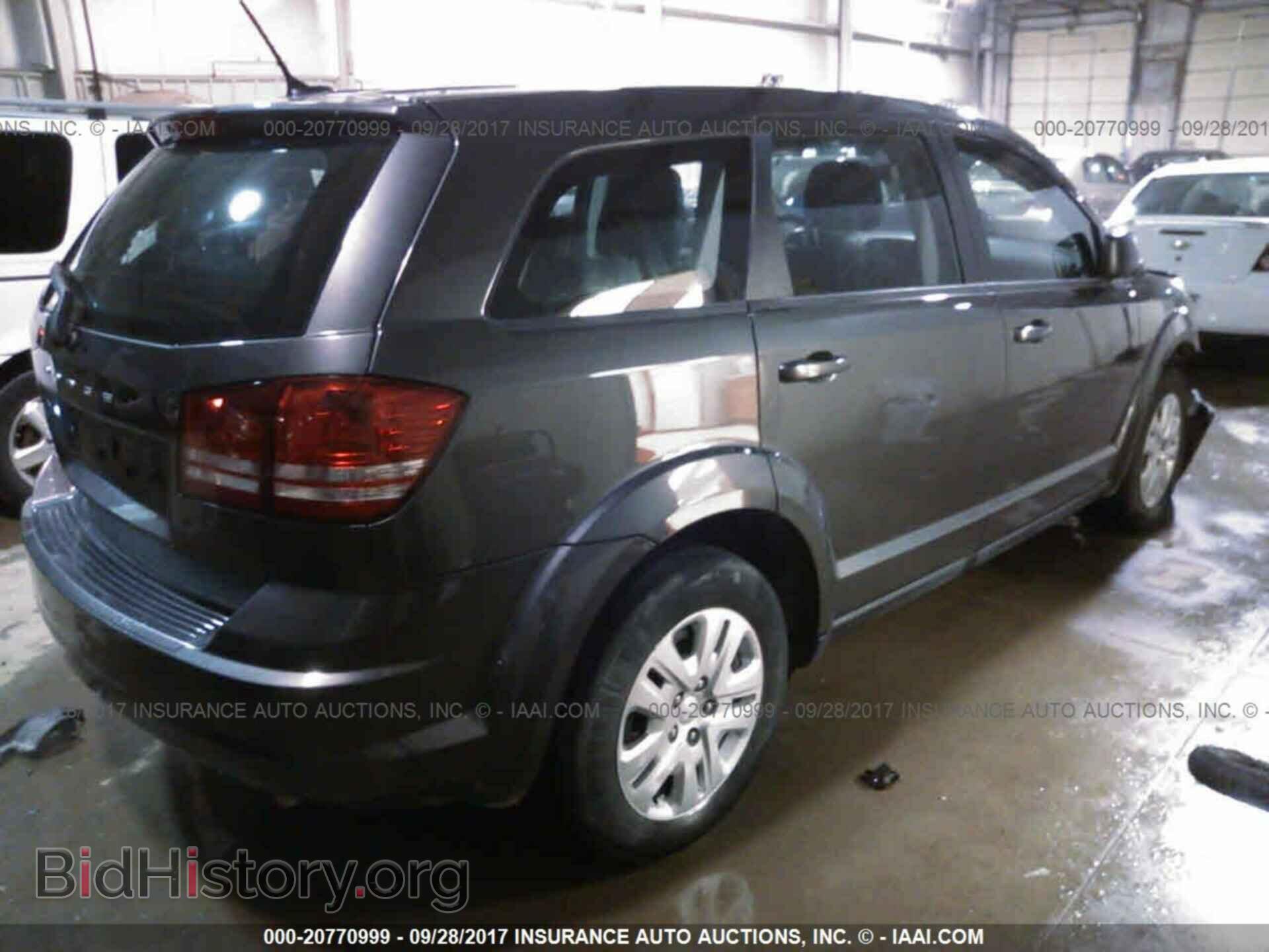 2015 Dodge Journey - VIN: 3C4PDCAB7FT637967 - Photo 4
