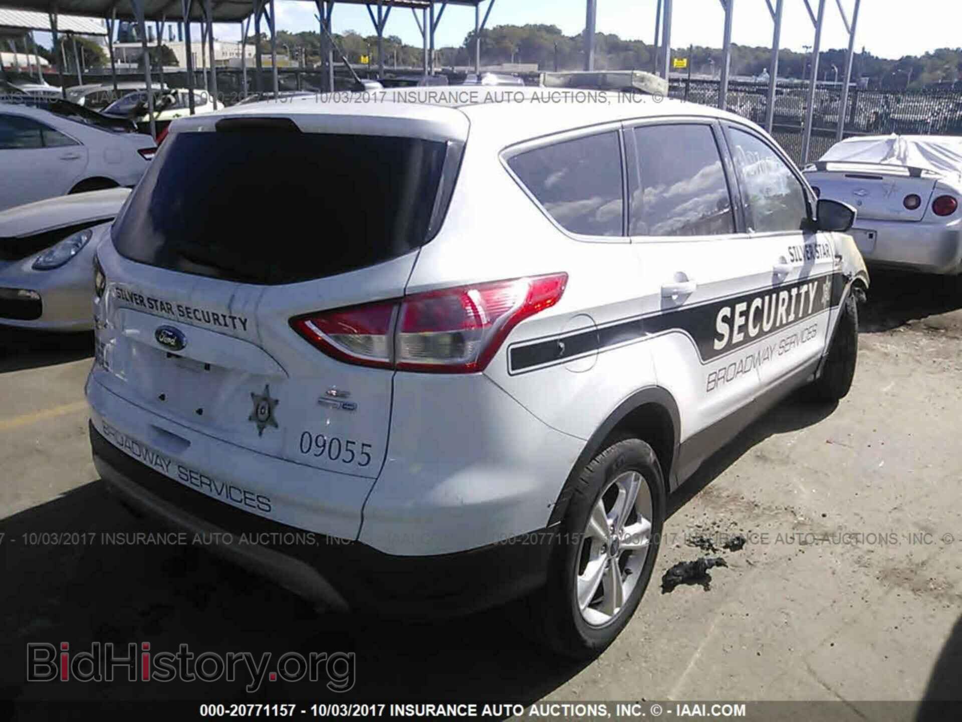 2014 Ford Escape - VIN: 1FMCU9GX4EUB05564 - Фото 4