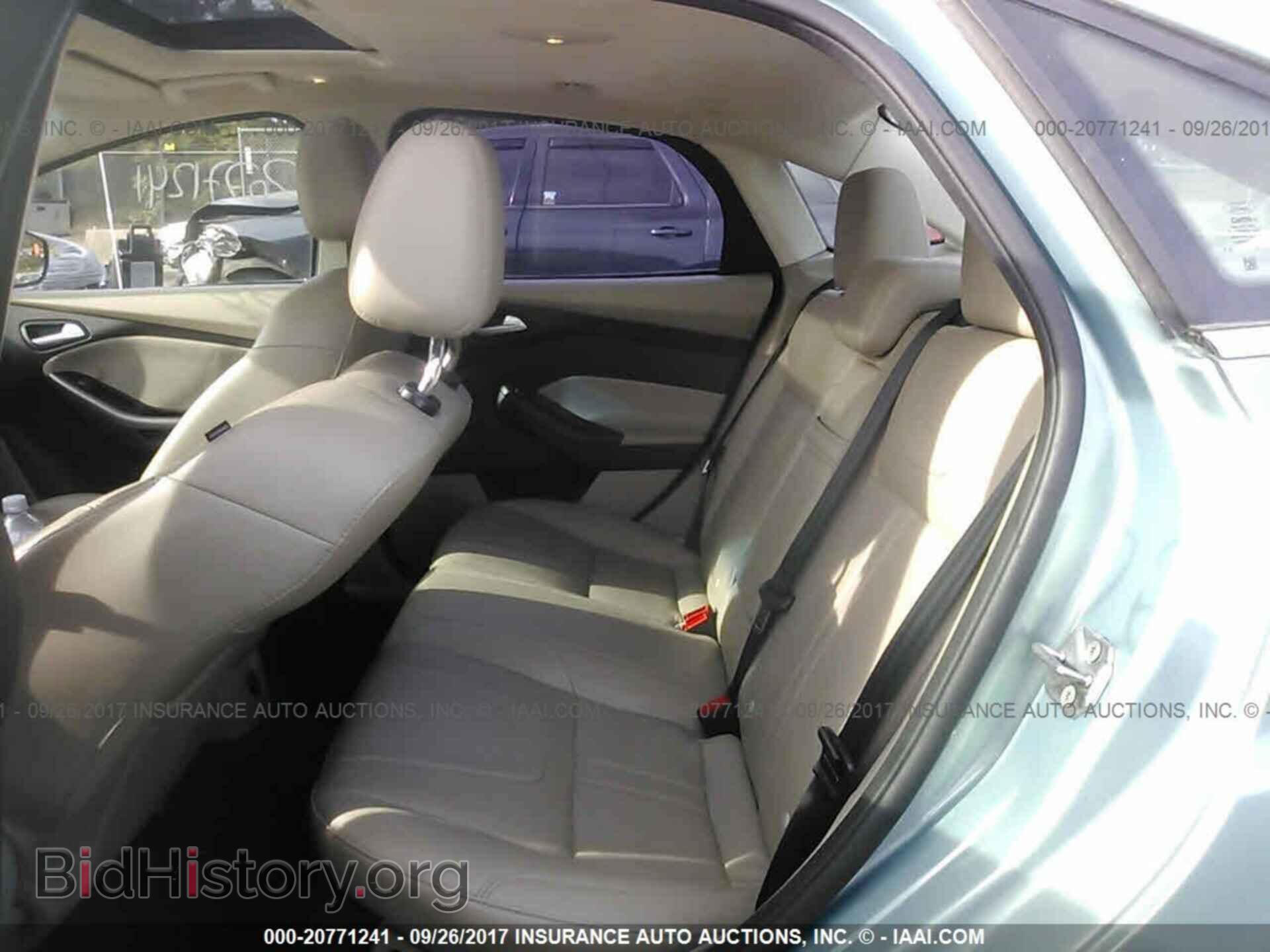 2012 Ford Focus - VIN: 1FAHP3H29CL333635 - Photo 8
