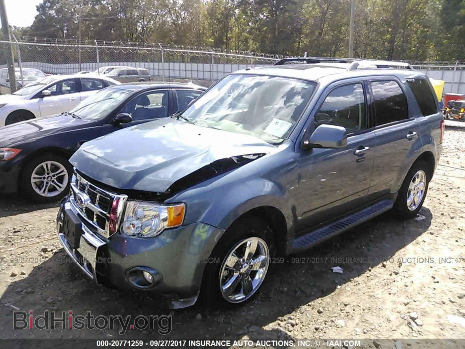 2012 Ford Escape - VIN: 1FMCU0EG3CKB75144 - Фото 2