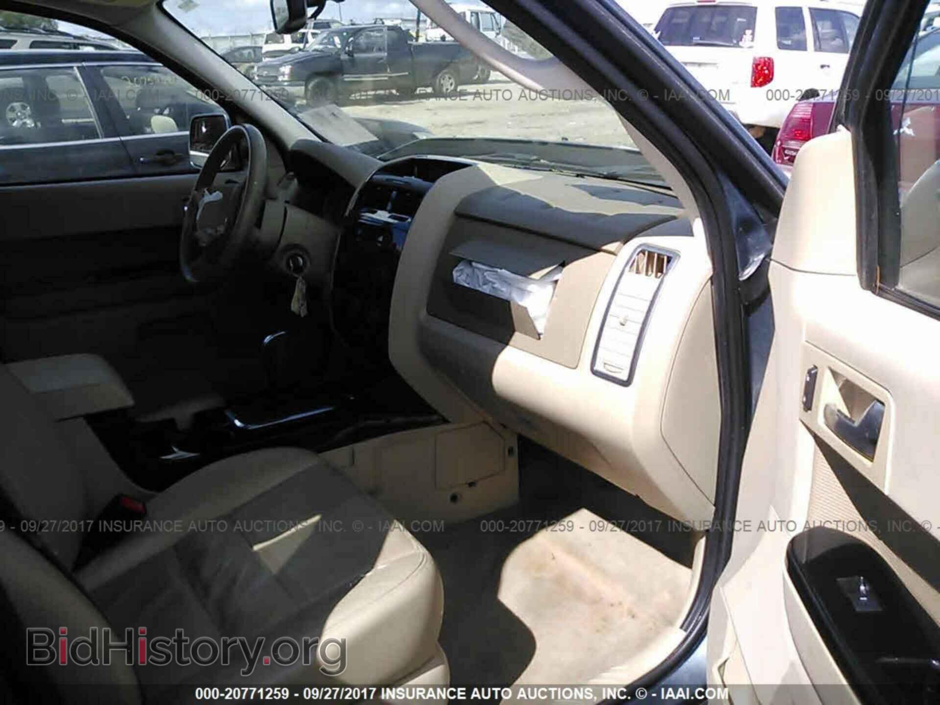 2012 Ford Escape - VIN: 1FMCU0EG3CKB75144 - Фото 5