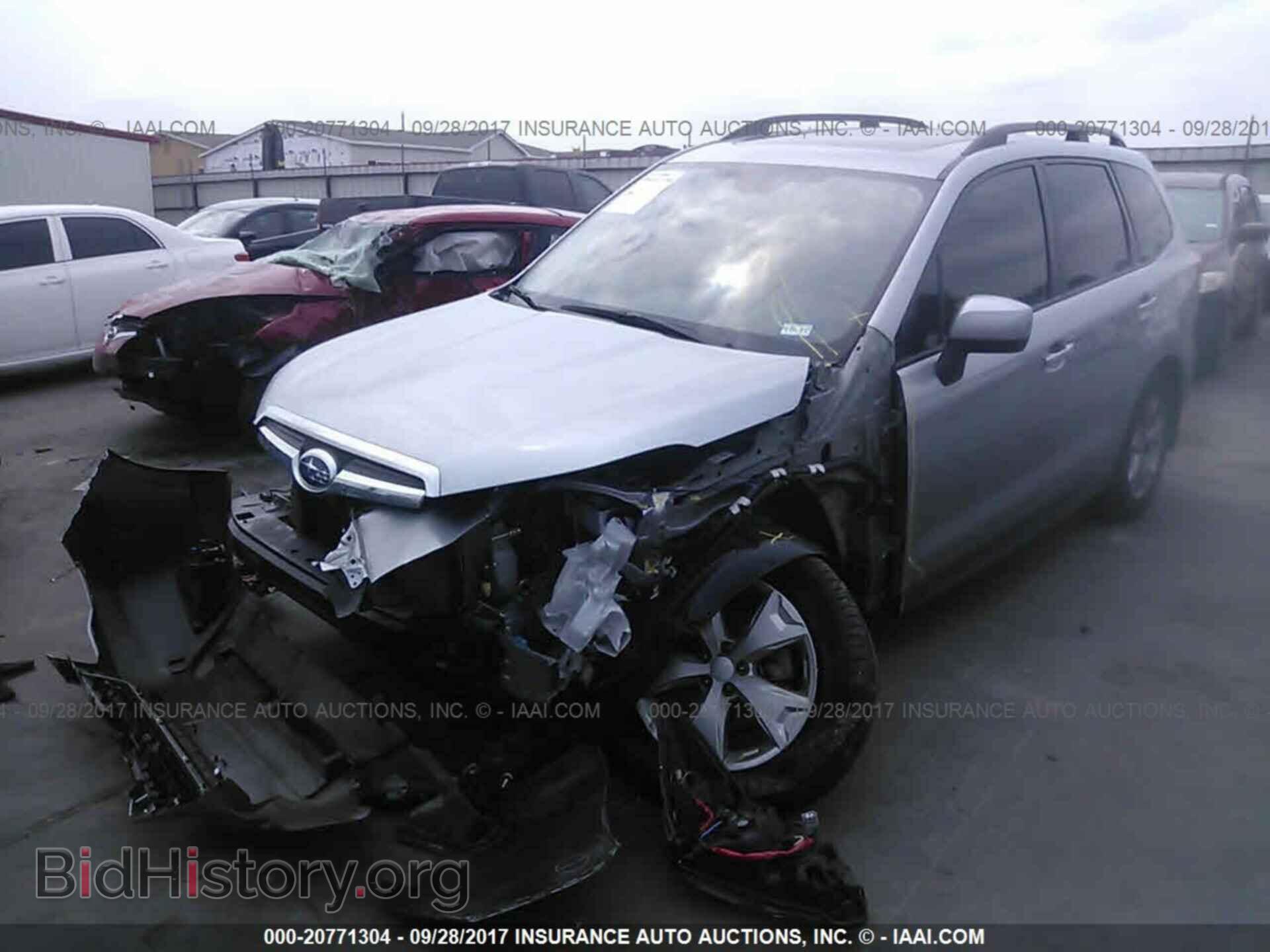 2016 Subaru Forester - VIN: JF2SJAFC0GH445400 - Фото 2