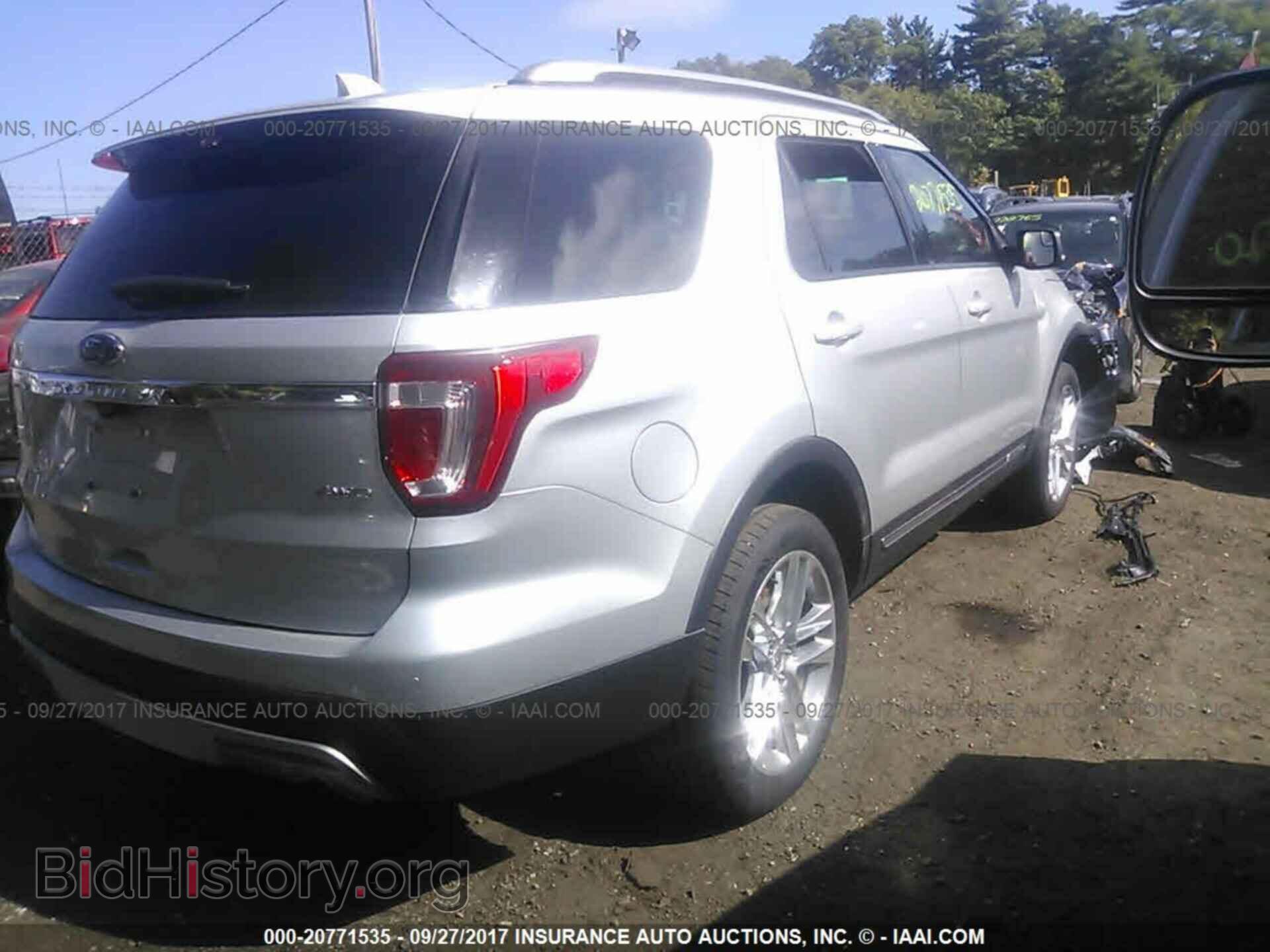 2016 Ford Explorer - VIN: 1FM5K8D86GGC80552 - Фото 4