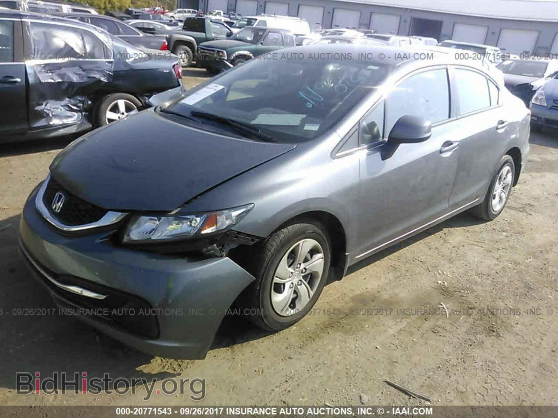 2013 Honda Civic - VIN: 19XFB2F55DE244792 - Photo 2