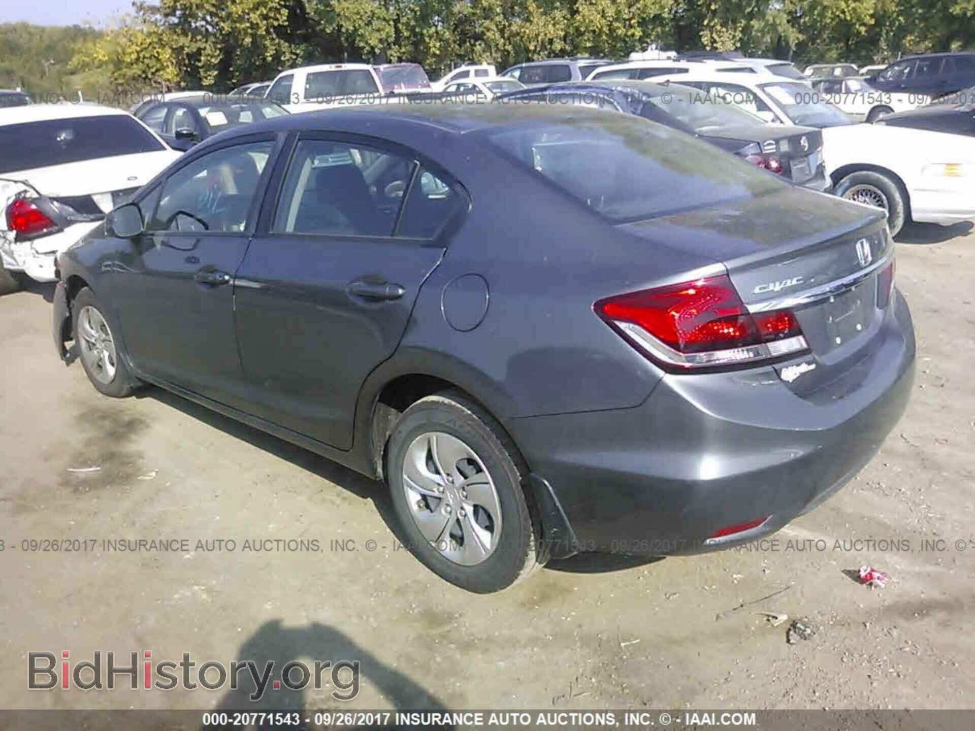 2013 Honda Civic - VIN: 19XFB2F55DE244792 - Photo 3