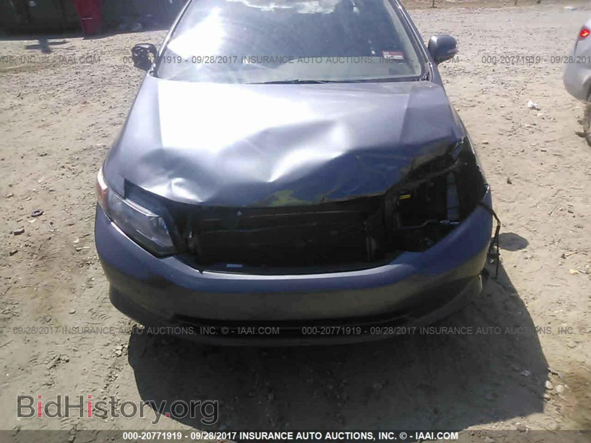 2012 Honda Civic - VIN: JHMFB4F24CS005682 - Photo 6
