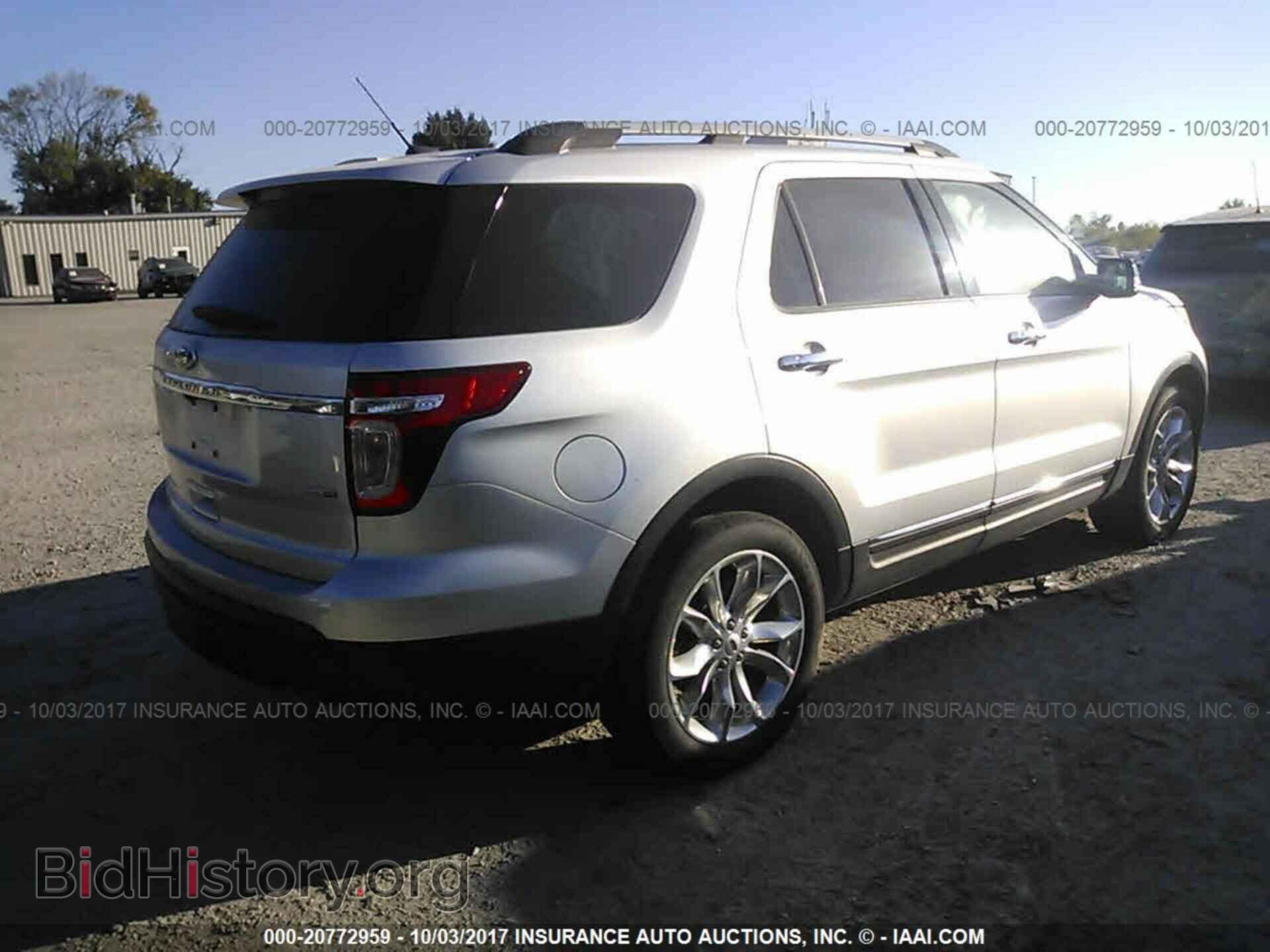 2014 Ford Explorer - VIN: 1FM5K8D86EGA42603 - Photo 4