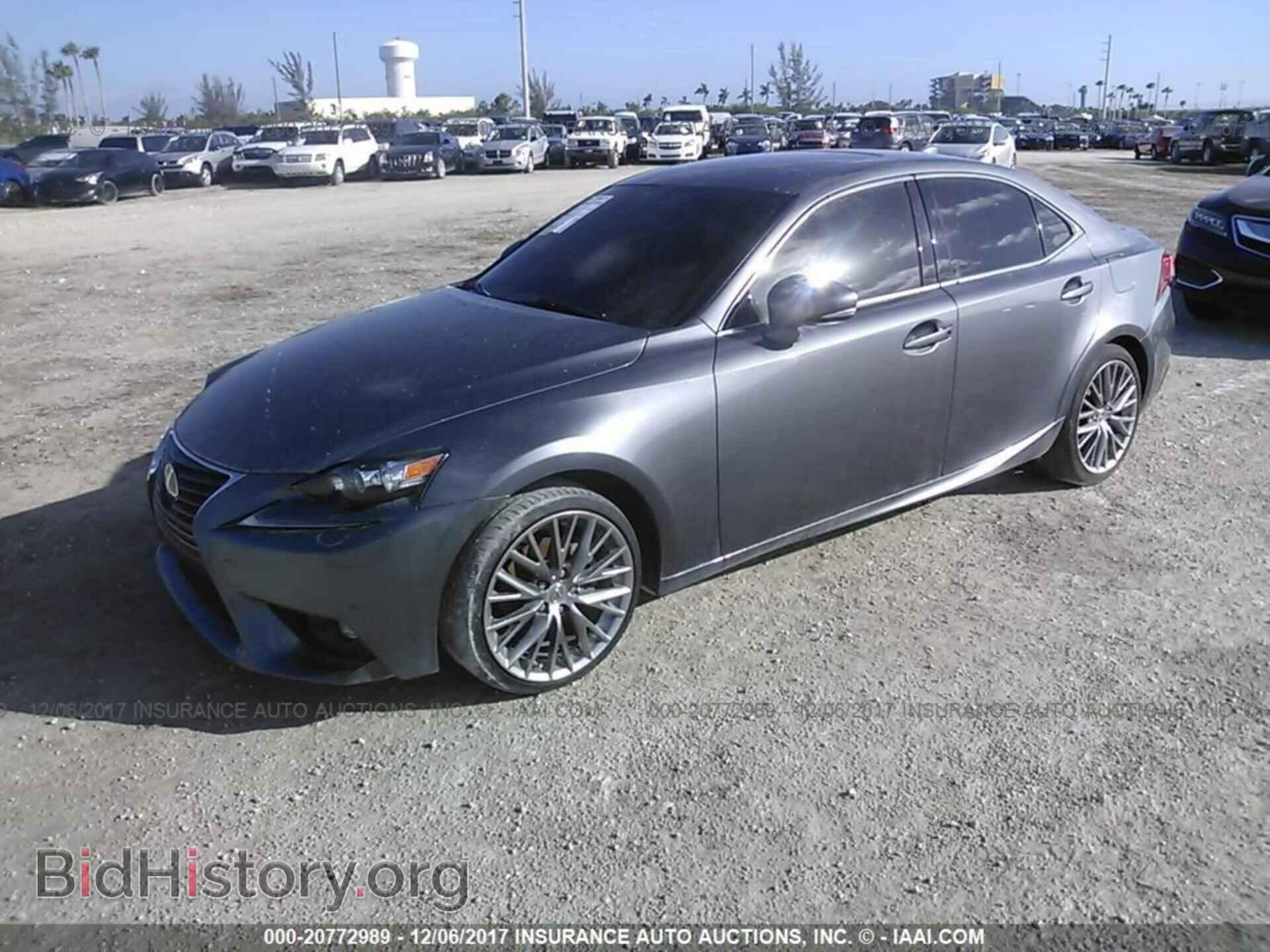 2015 Lexus Is - VIN: JTHBF1D20F5081018 - Photo 2